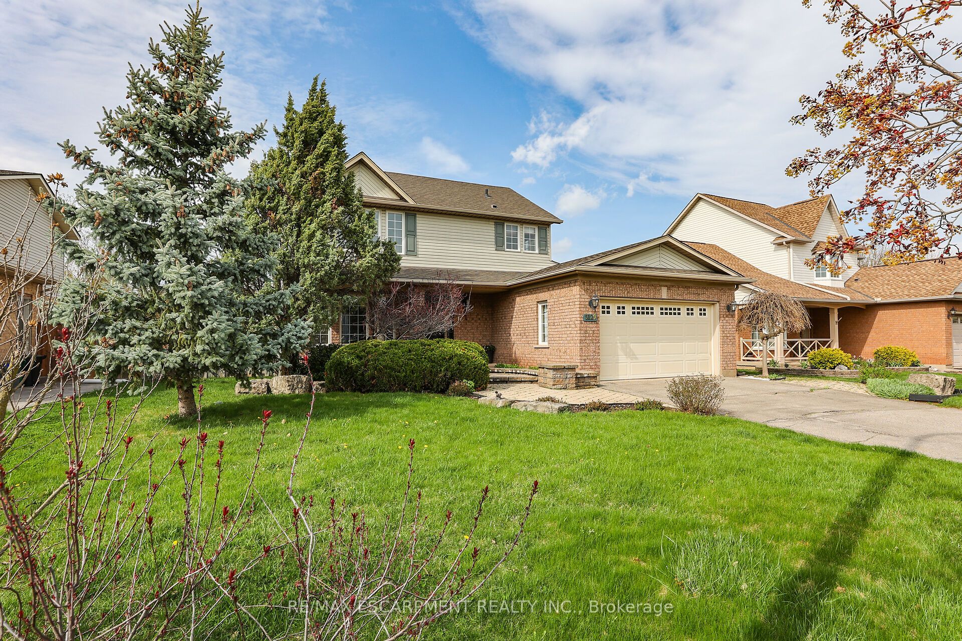 5129 Crimson King Way Property Photo 3