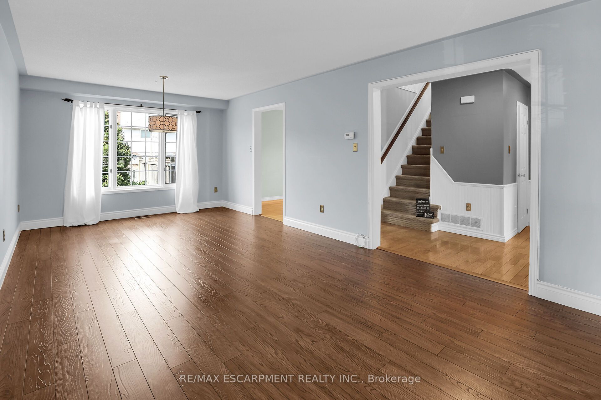 5129 Crimson King Way Property Photo 12