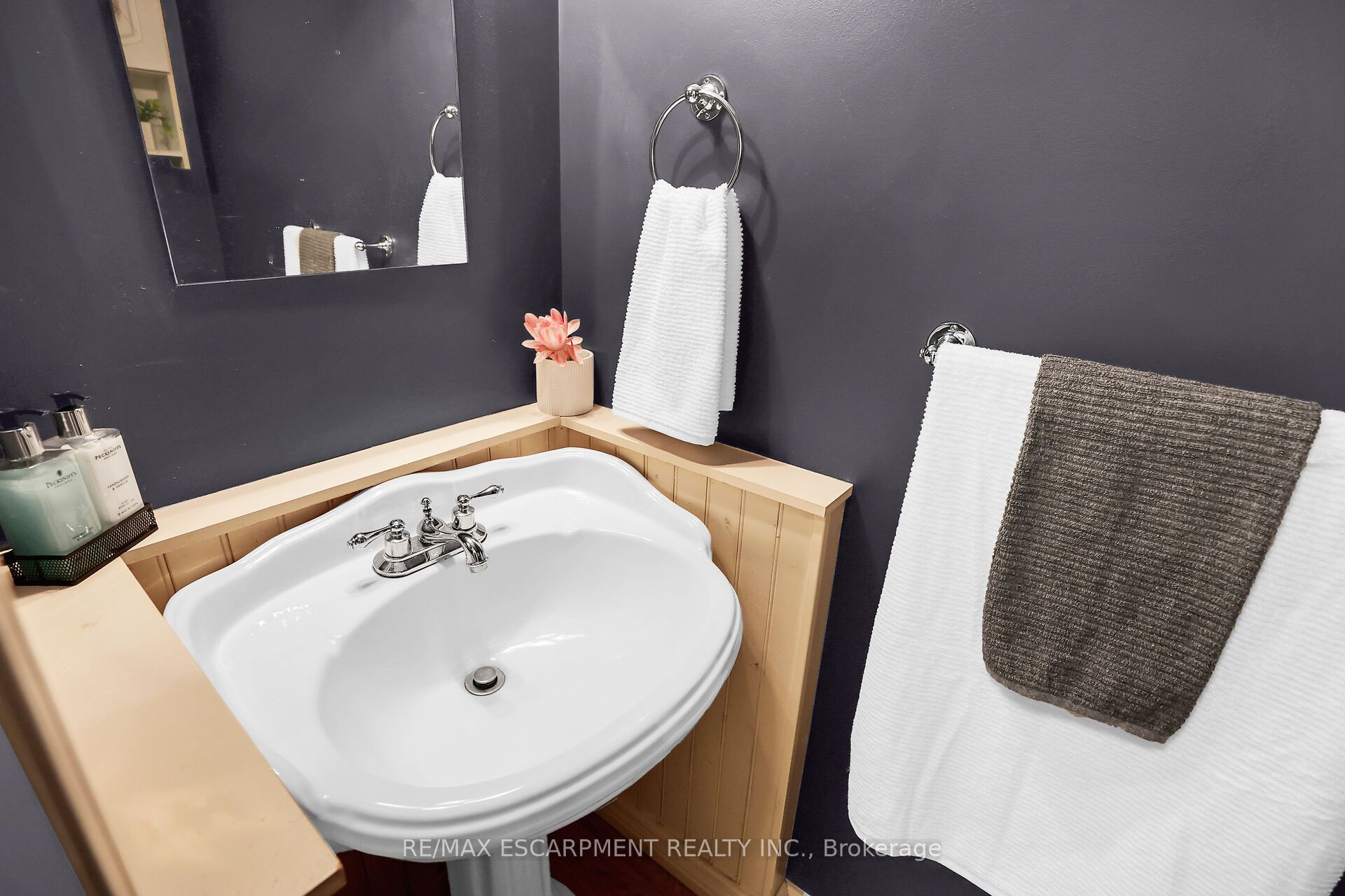5129 Crimson King Way Property Photo 18