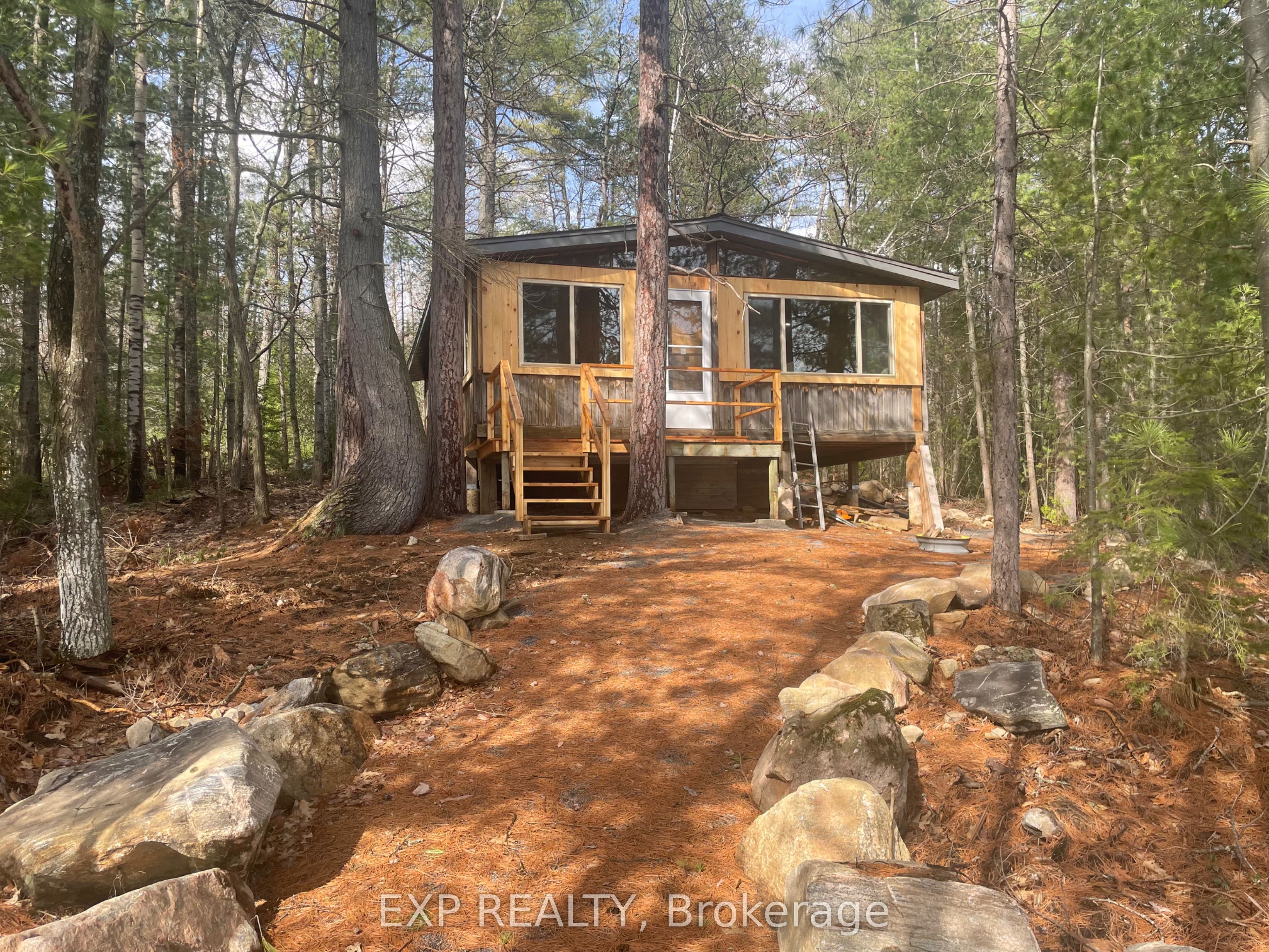 378 Spectacle Lake Road Property Photo