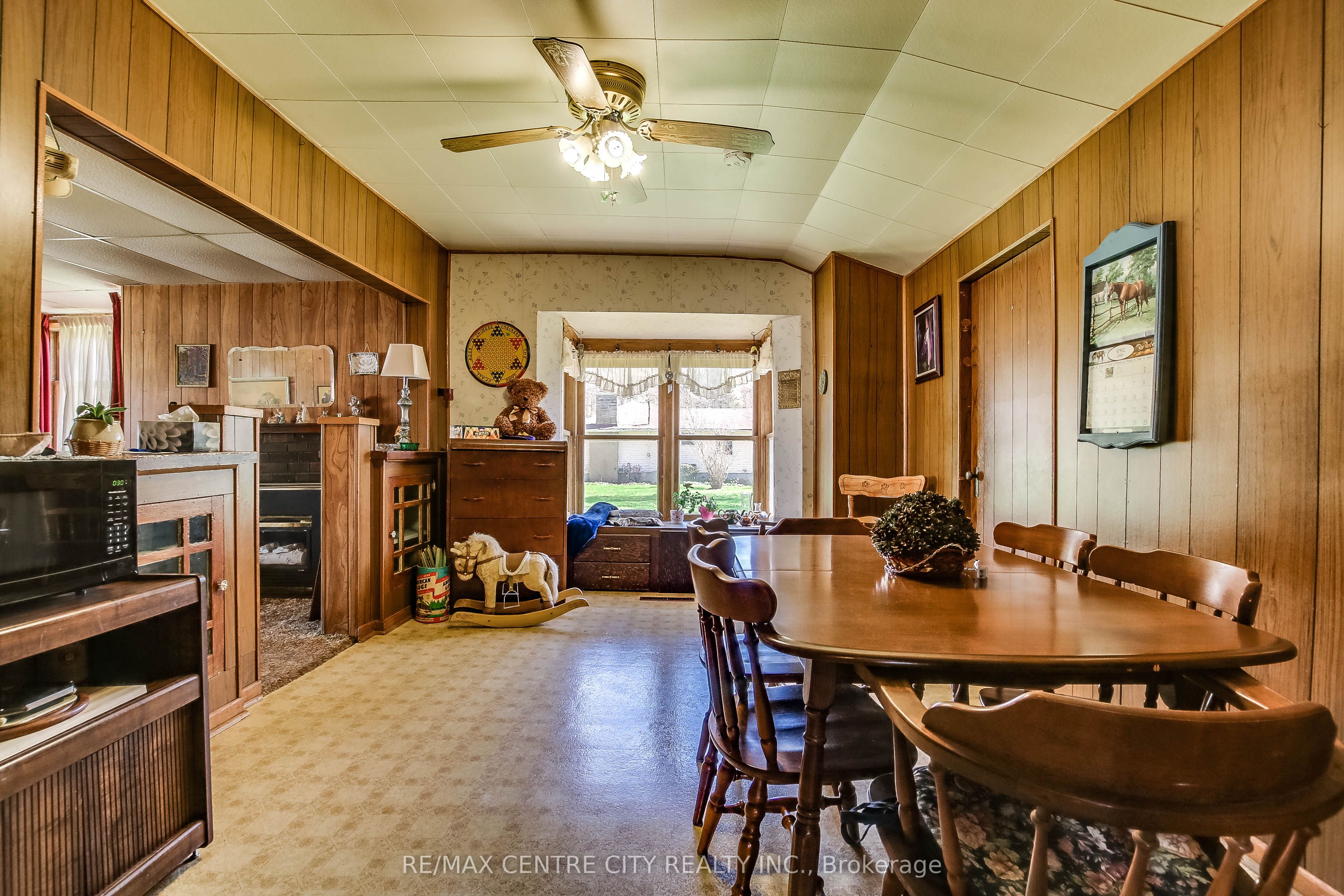 358 Warren Street Property Photo 11