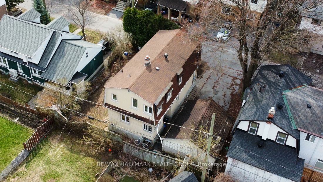 189 Devonshire Place Property Photo 10