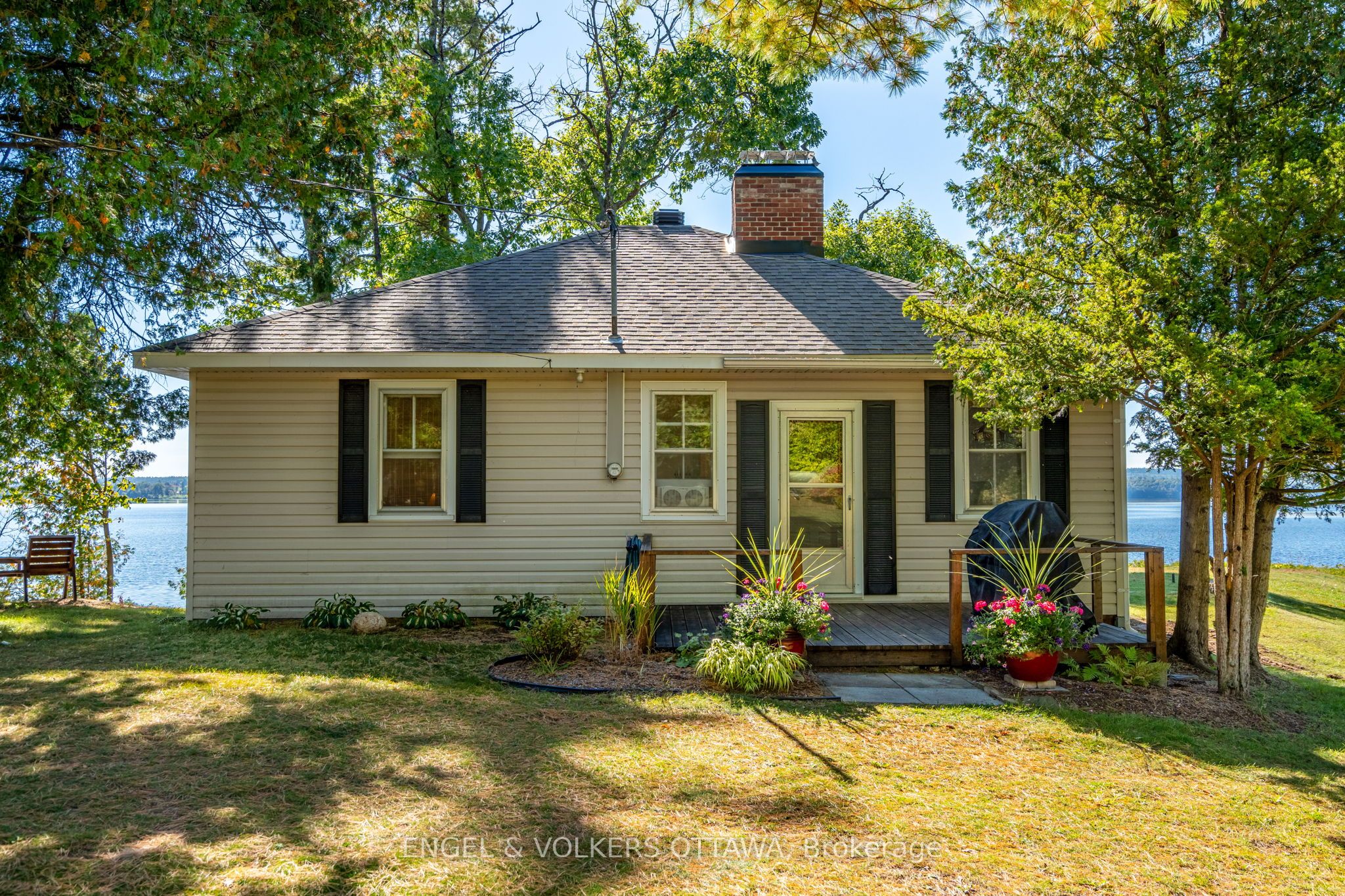 5349 Calabogie Road Property Photo