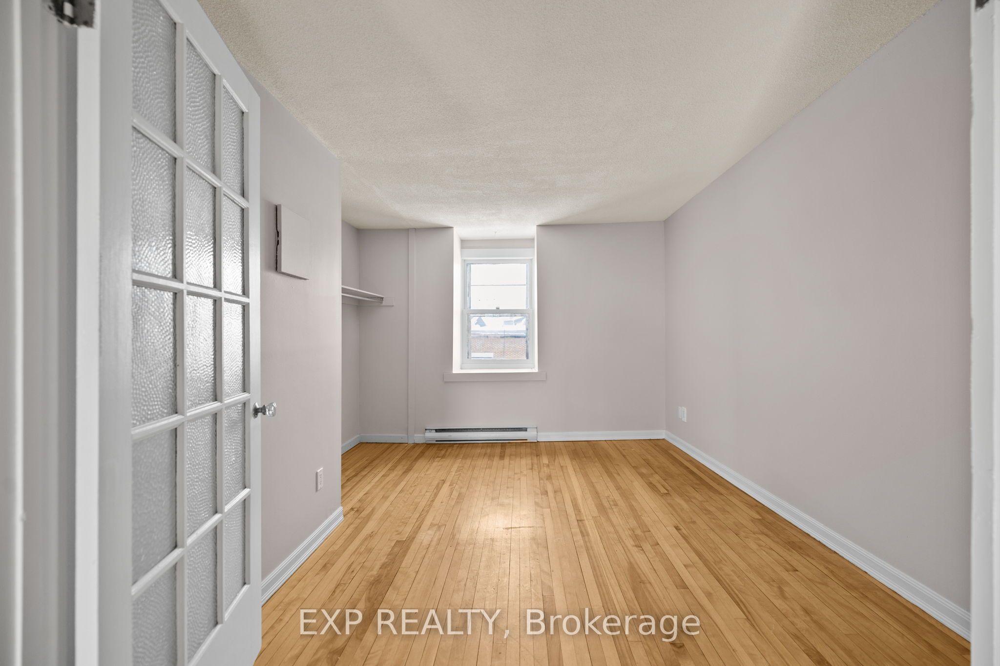 196 Osgoode Street Property Photo 11