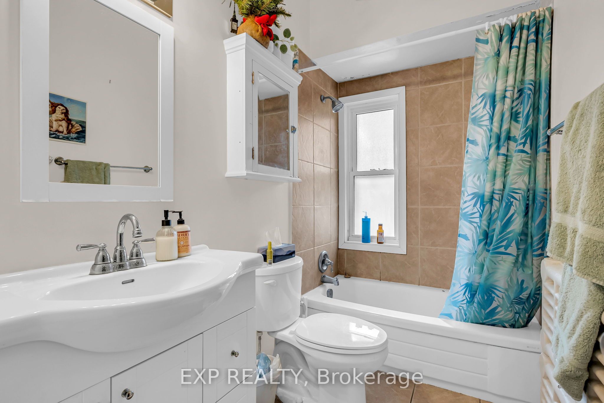196 Osgoode Street Property Photo 26