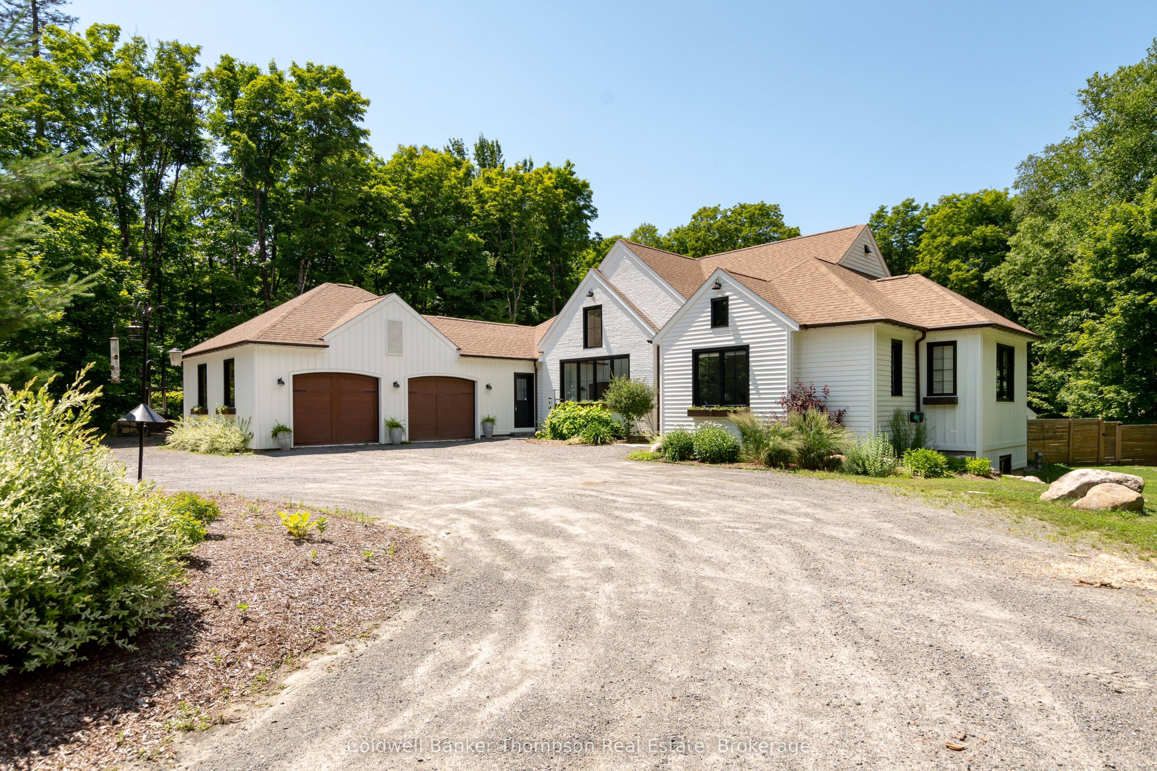 350 Skyhills Road Property Photo 1