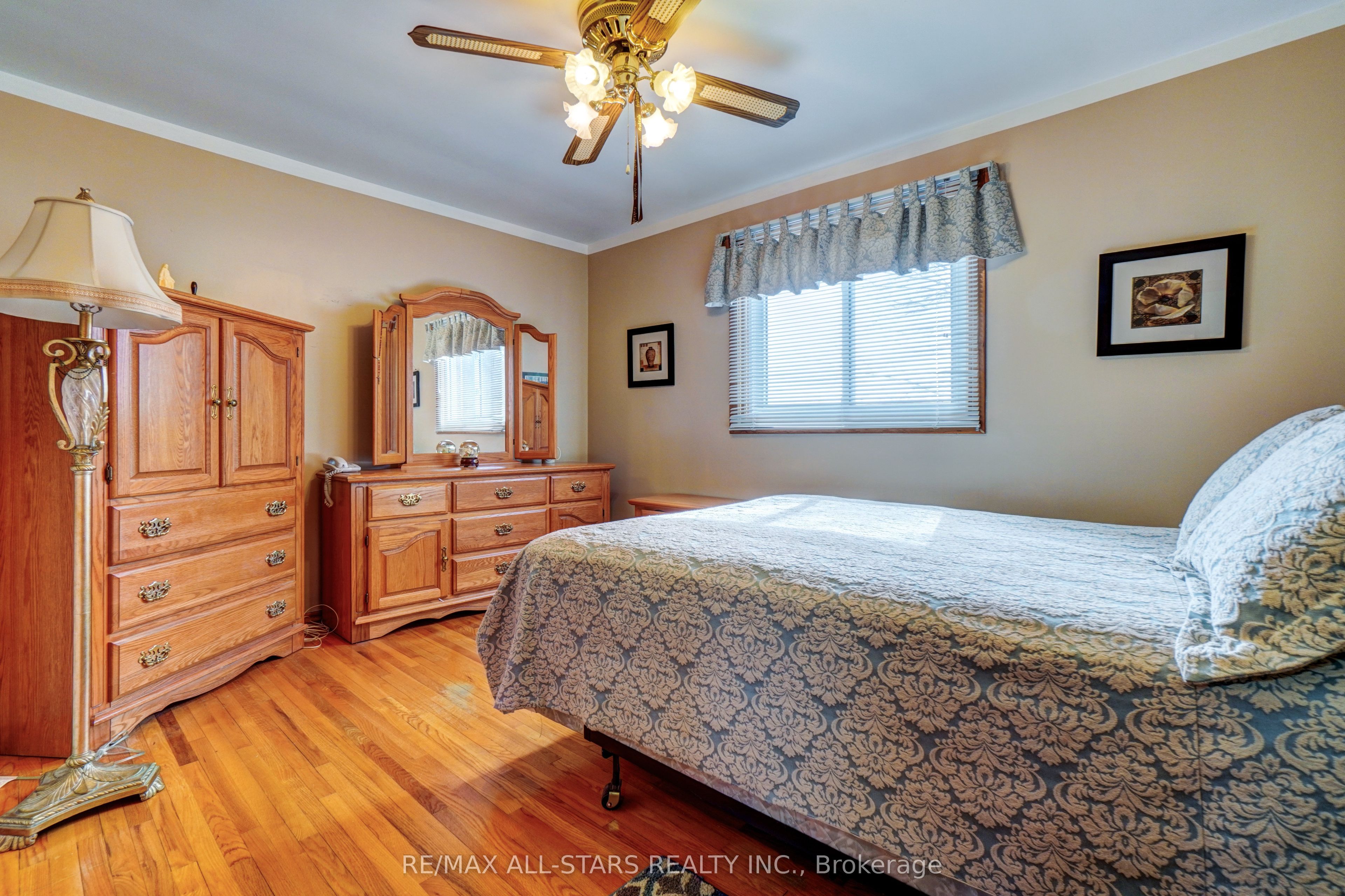 922 Cottingham Road Property Photo 17