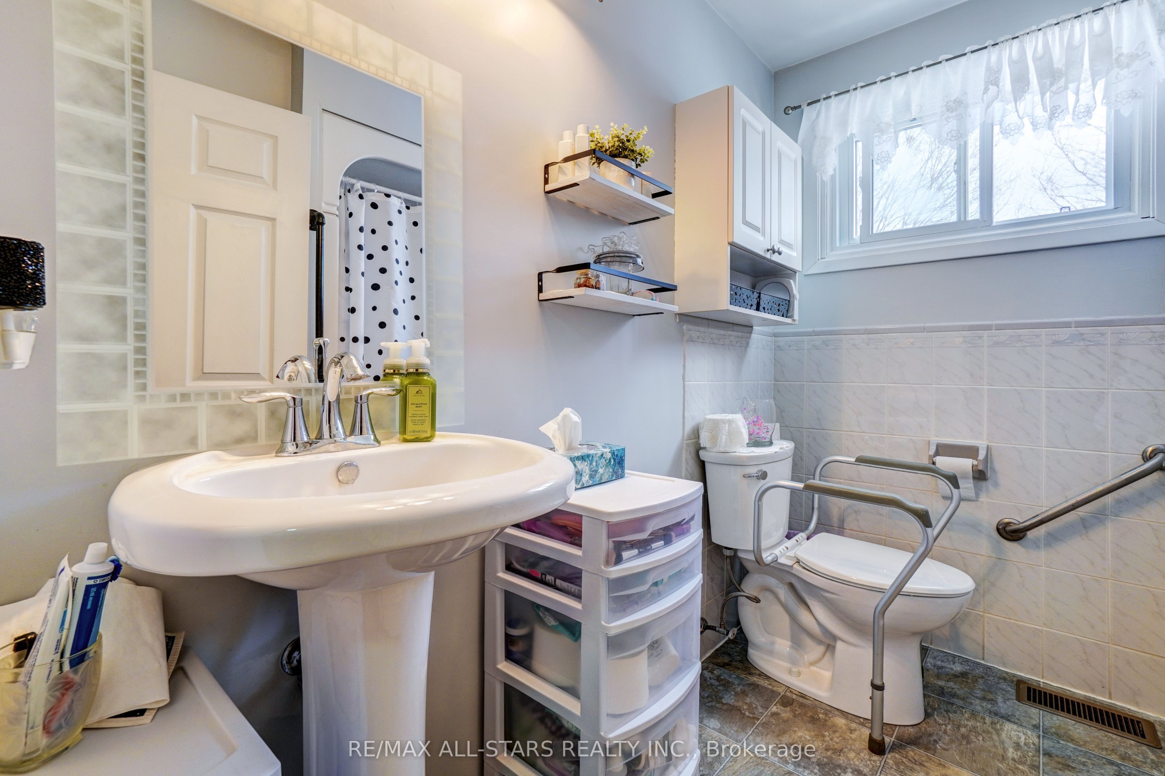 922 Cottingham Road Property Photo 19