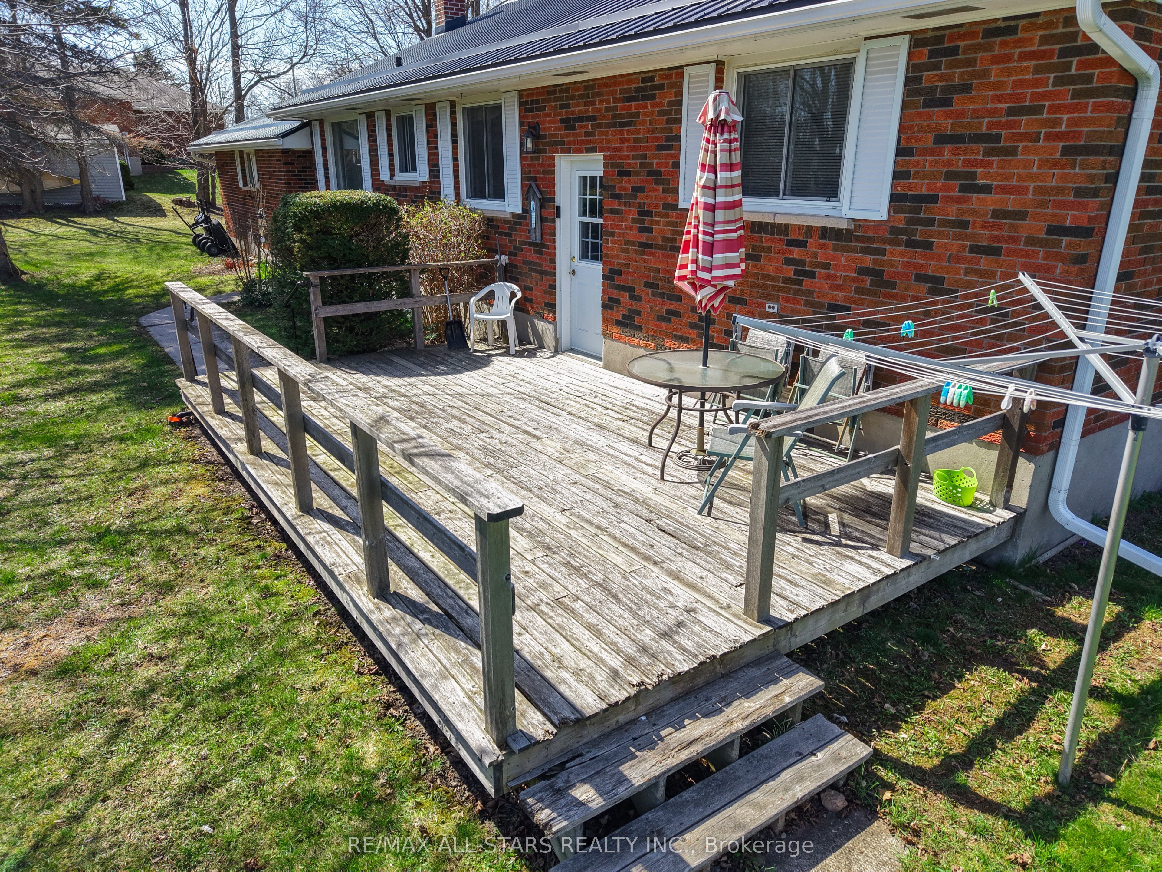 922 Cottingham Road Property Photo 25