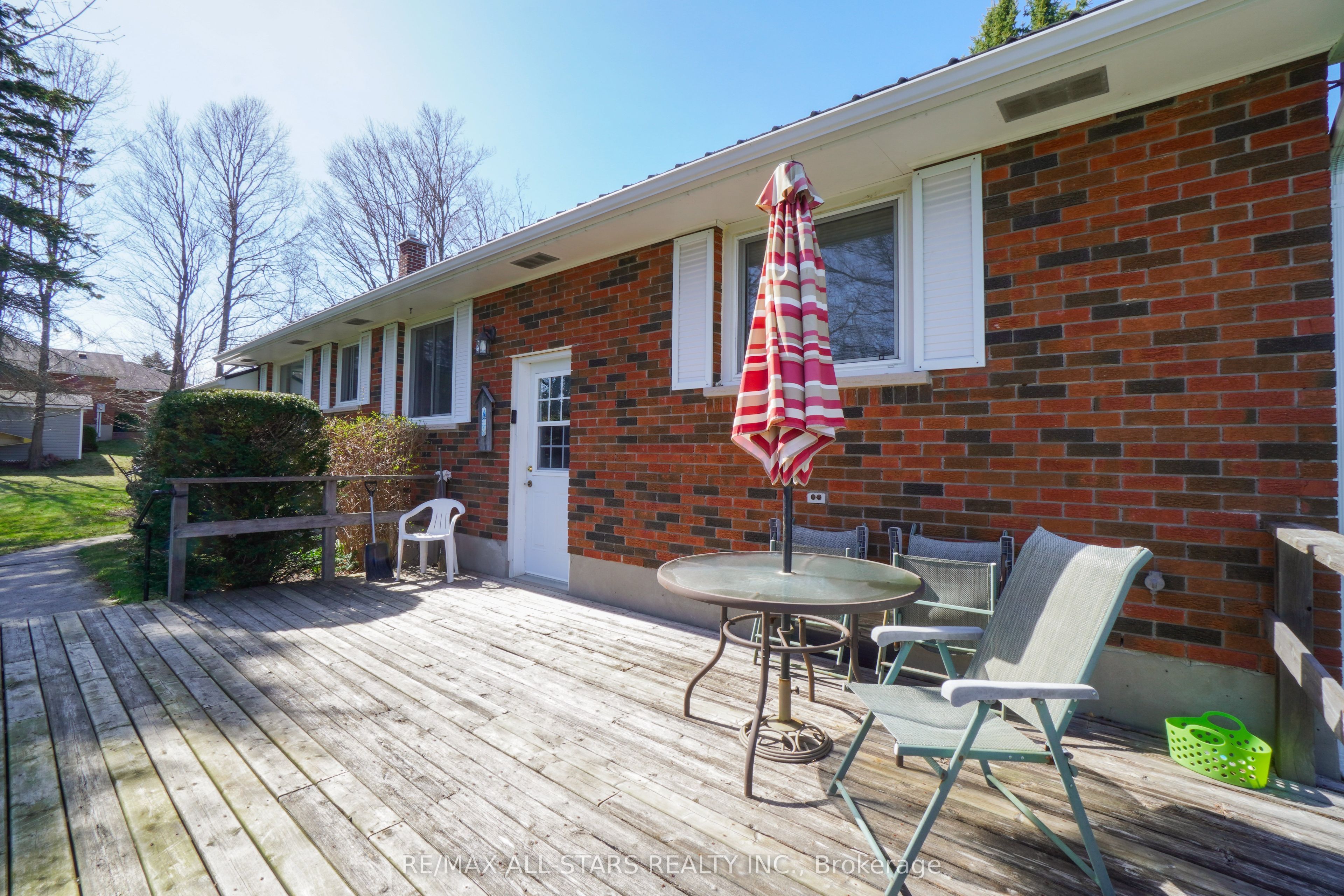 922 Cottingham Road Property Photo 27