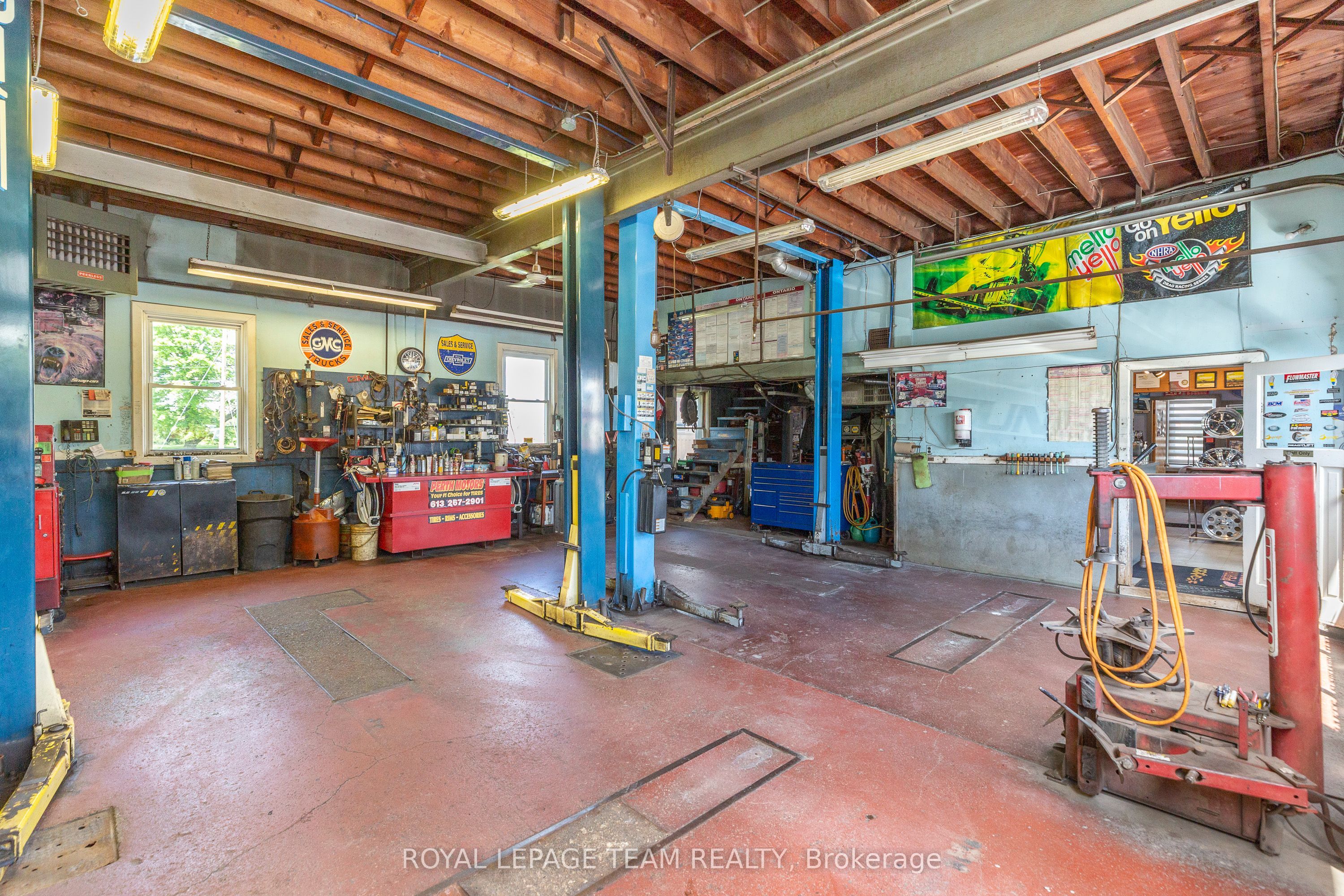 17522 Hwy. #7 Highway Property Photo 16