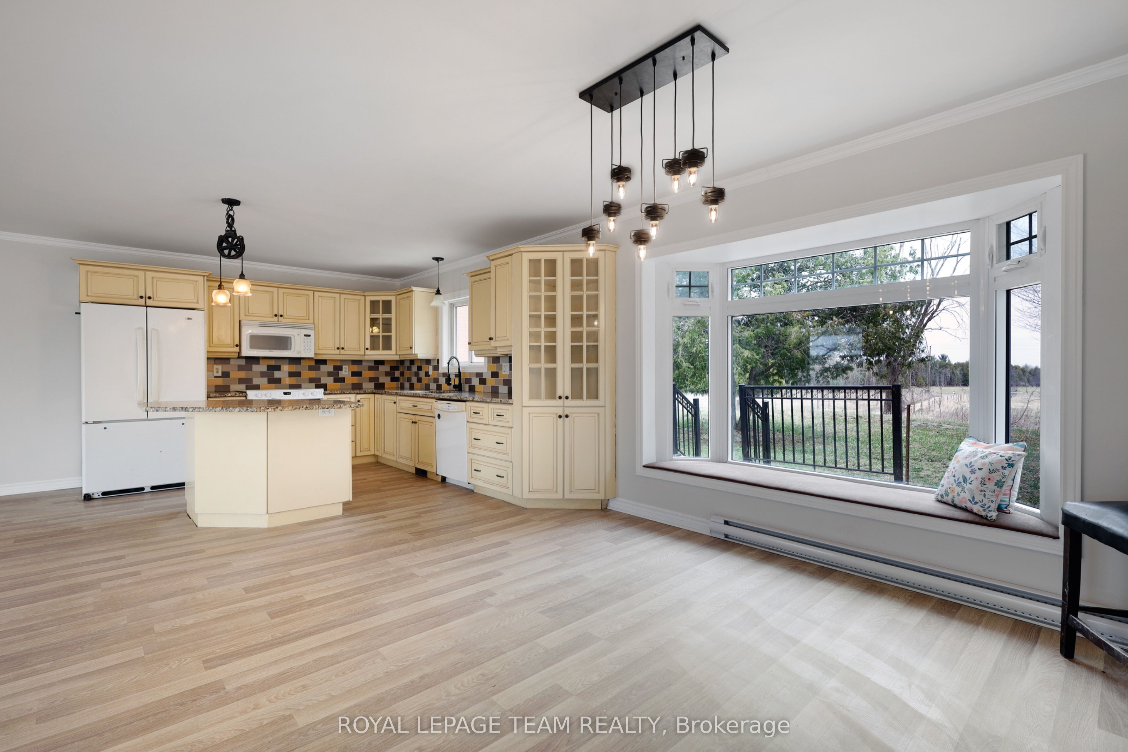1461 Goshen Road Property Photo 4