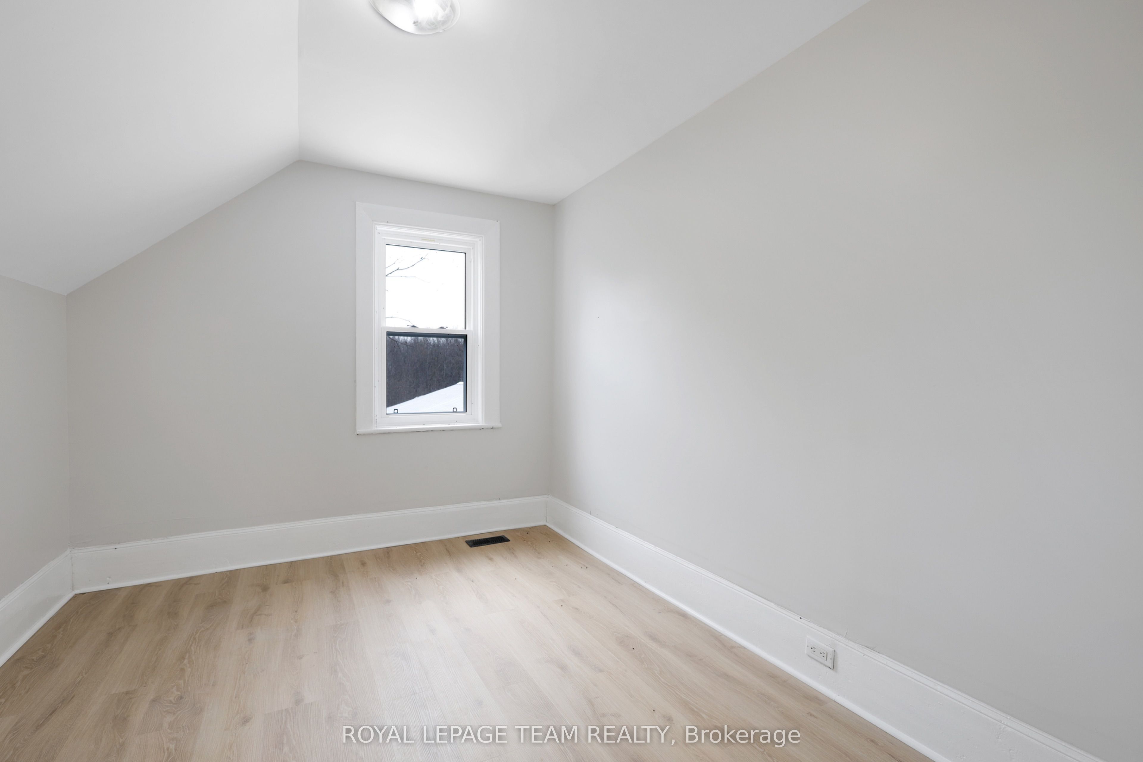 1461 Goshen Road Property Photo 28