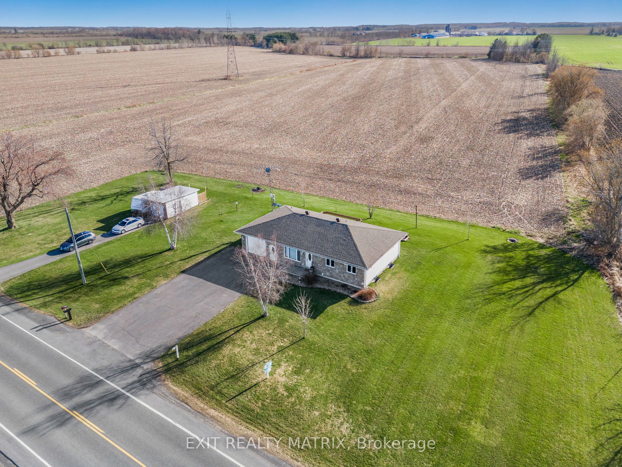 1688 Ste-marie Road Property Photo 28