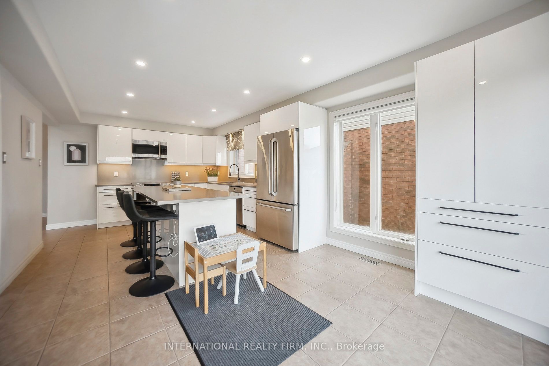 108 Great Oak Trail Property Photo 7
