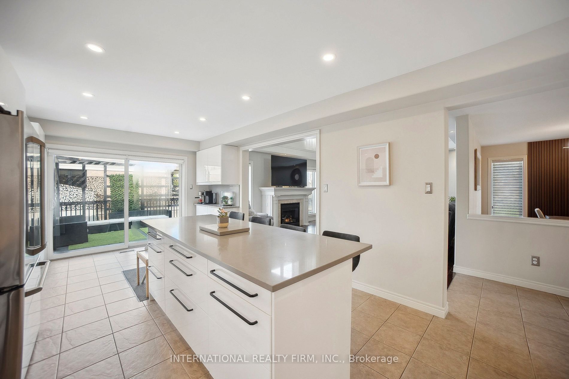 108 Great Oak Trail Property Photo 14