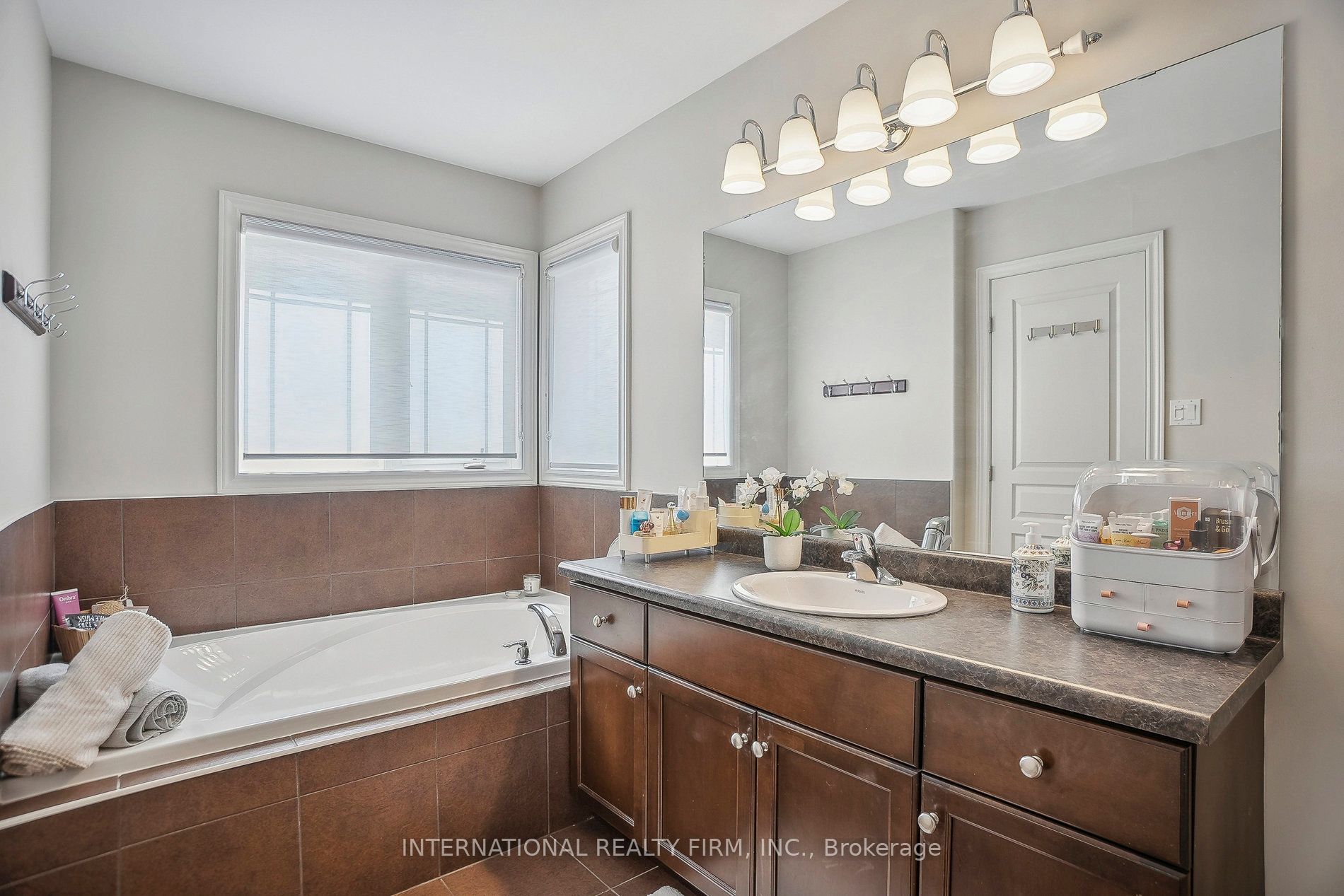 108 Great Oak Trail Property Photo 23