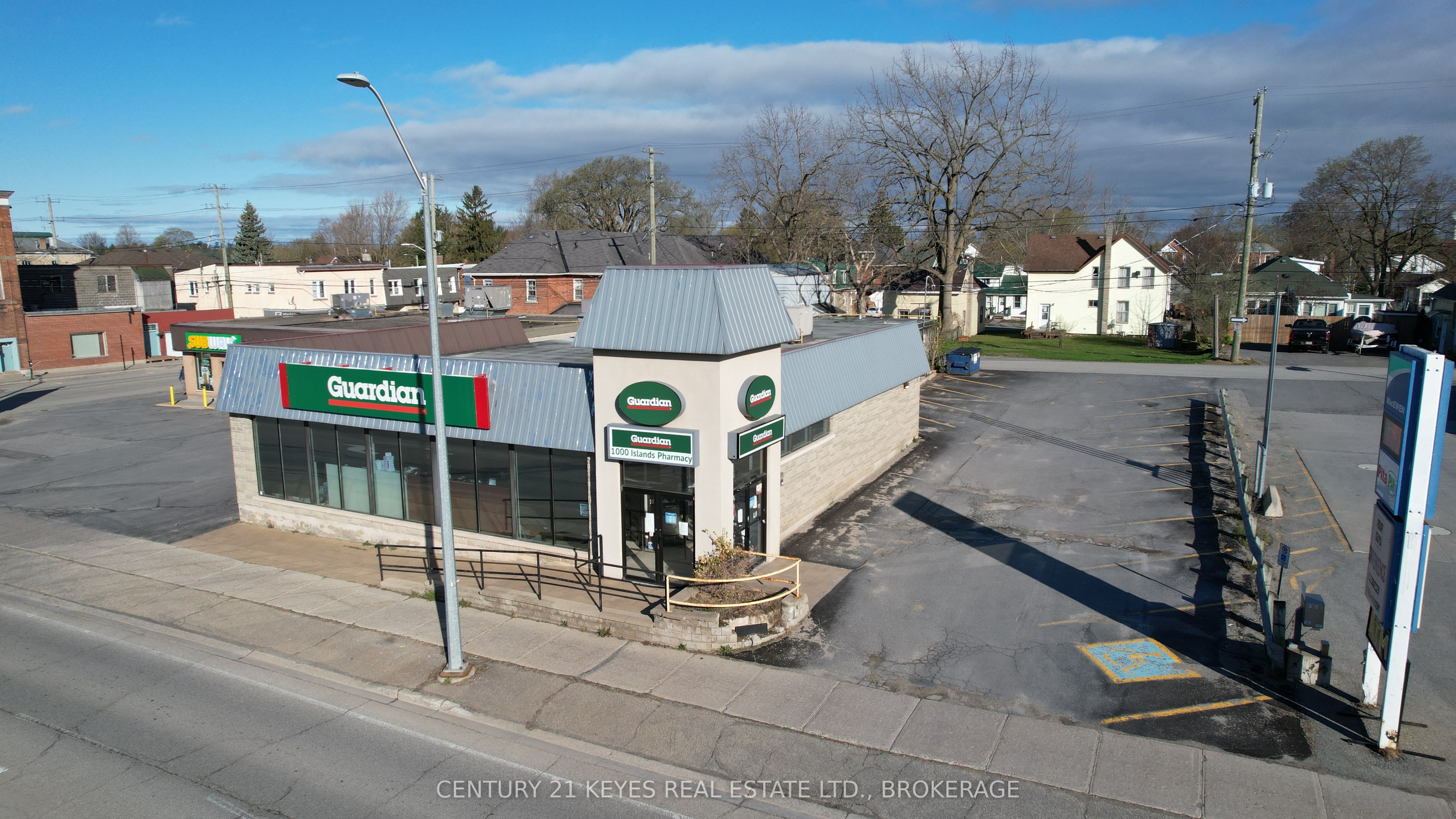 220 King St E Property Photo