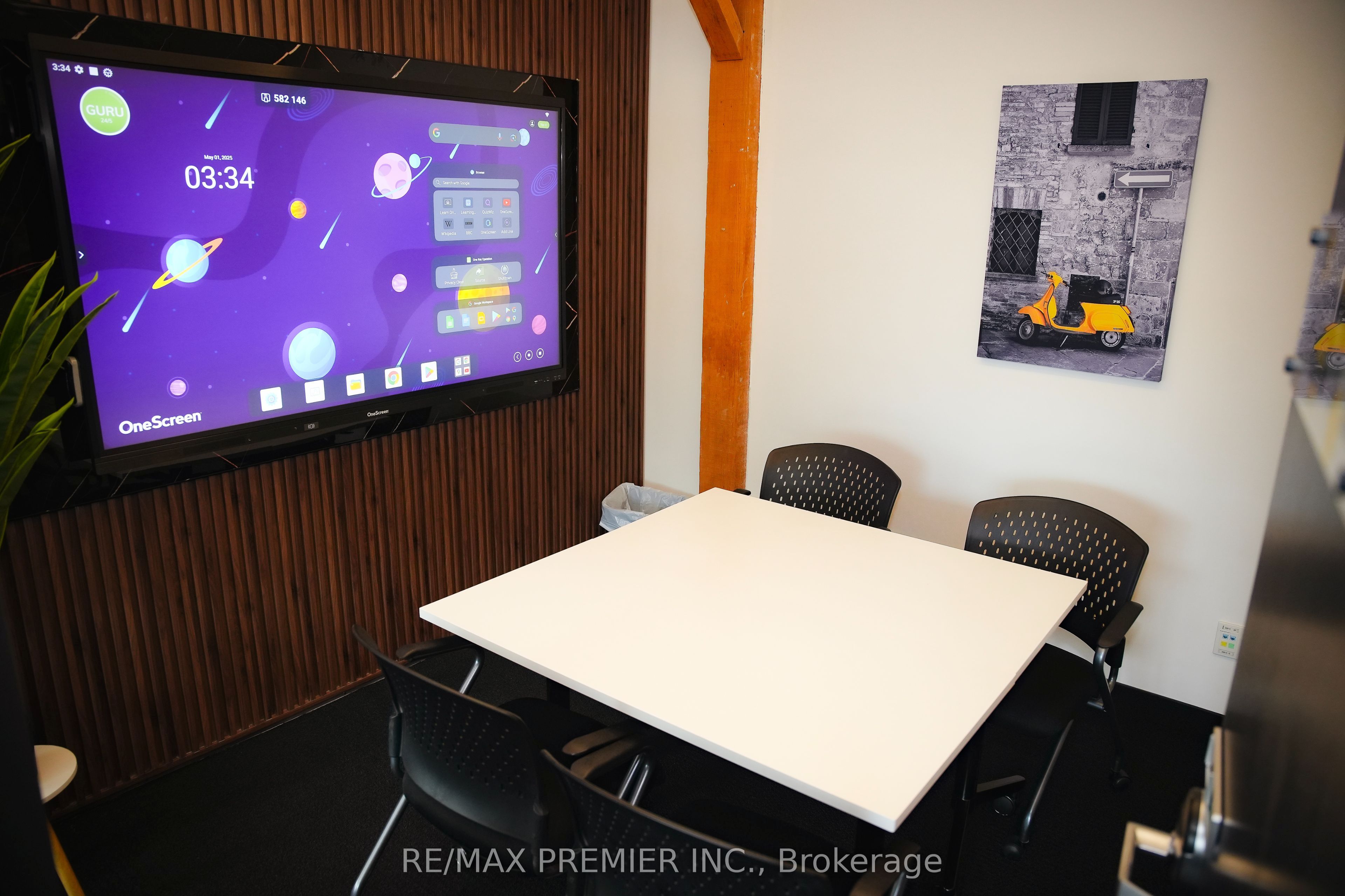 72 Victoria Street S 300-23 Property Photo 7