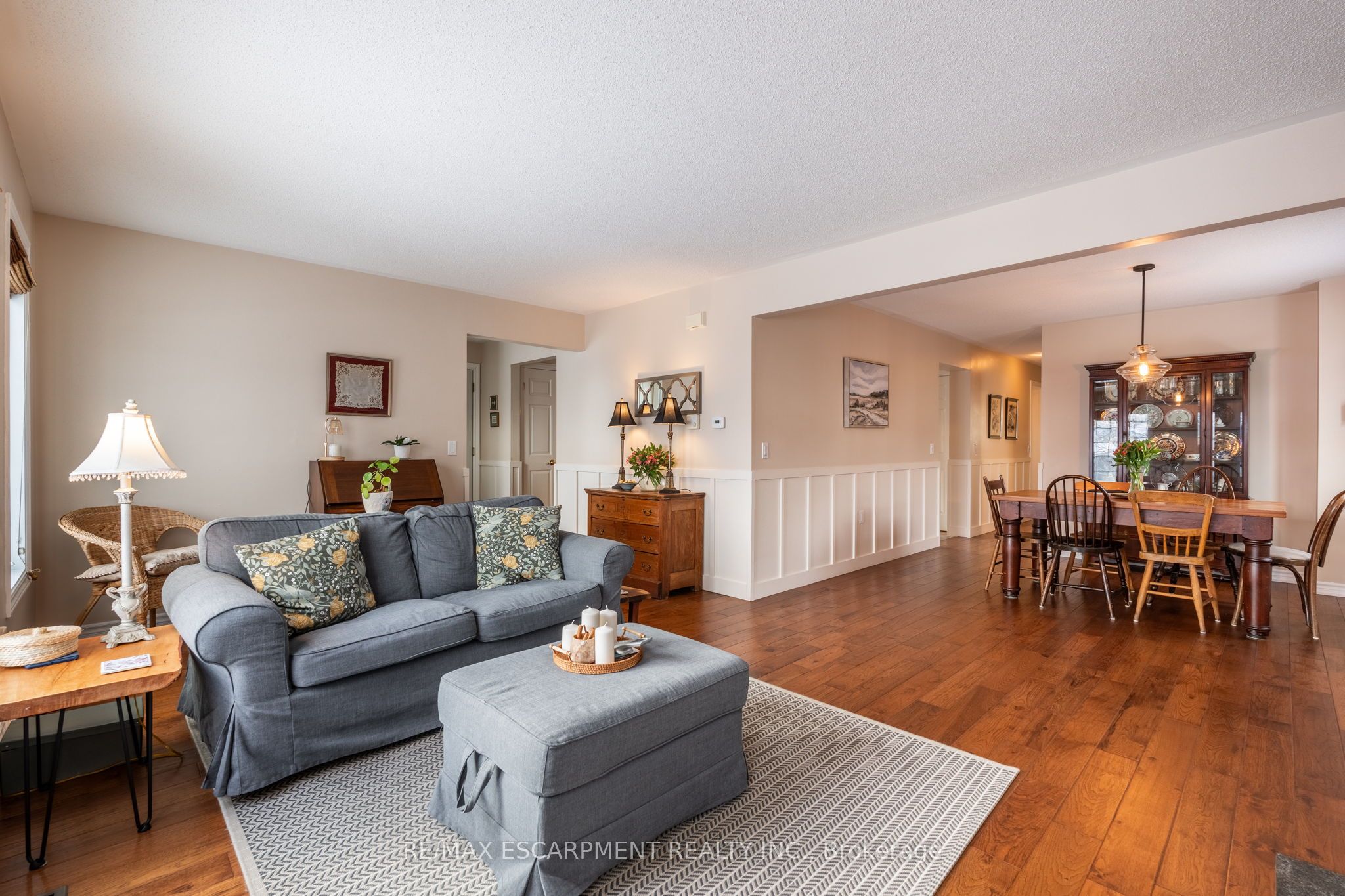 136 Glenariff Drive Property Photo 11