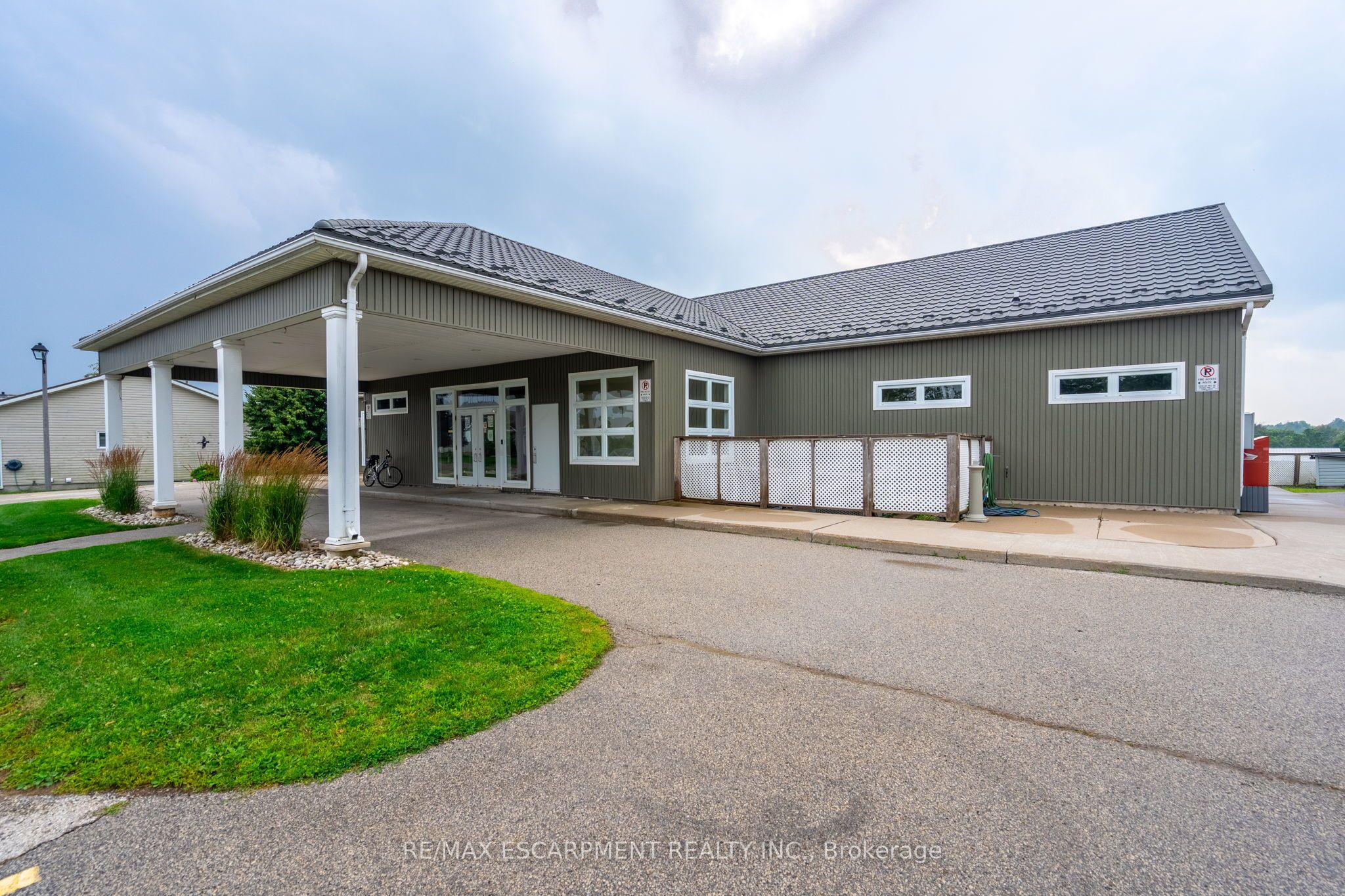 136 Glenariff Drive Property Photo 42