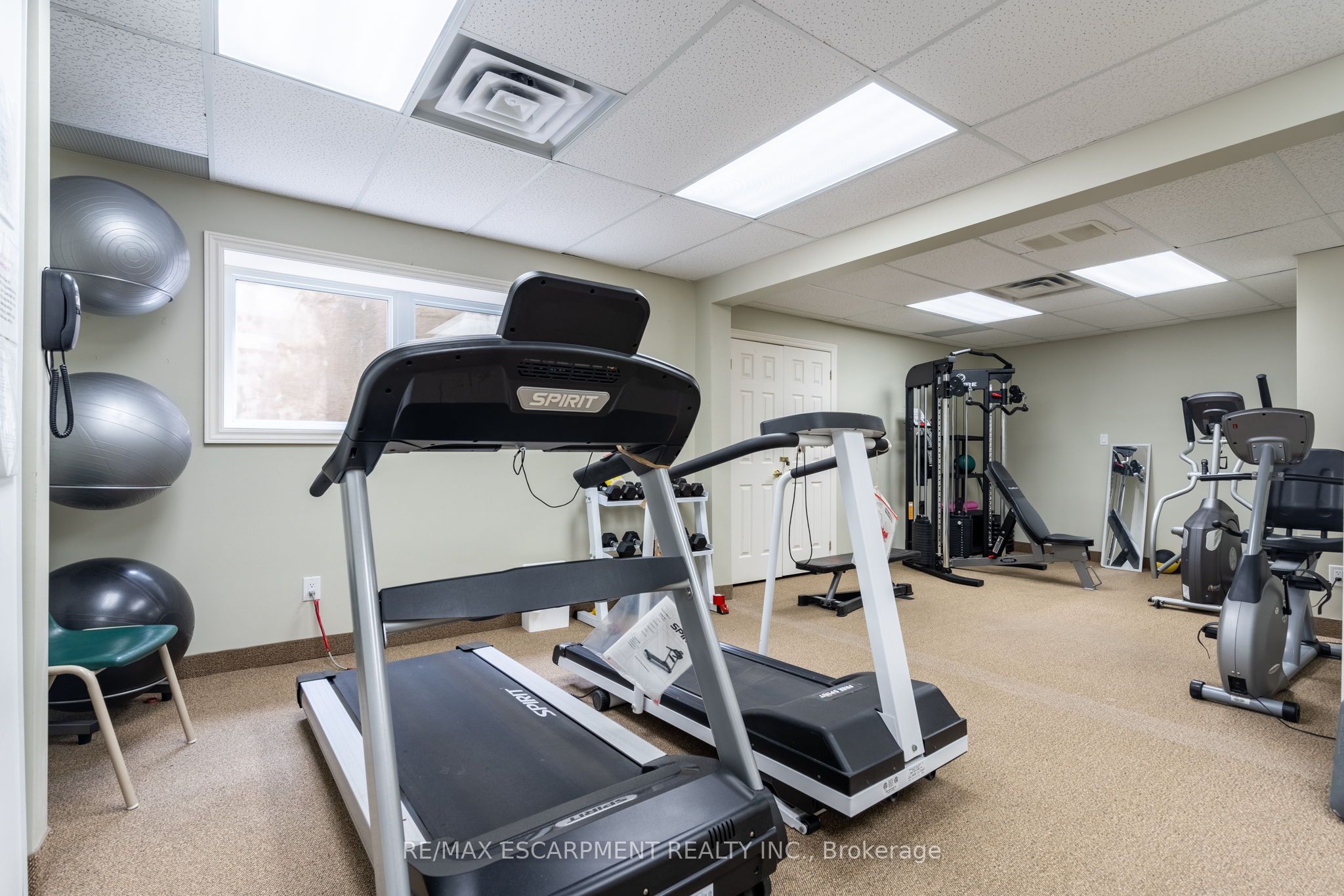 136 Glenariff Drive Property Photo 49