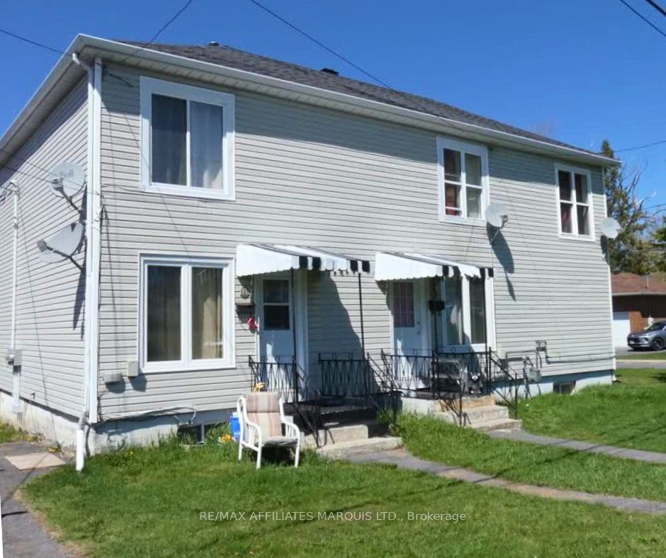141 Cornwallis Avenue Property Photo 2