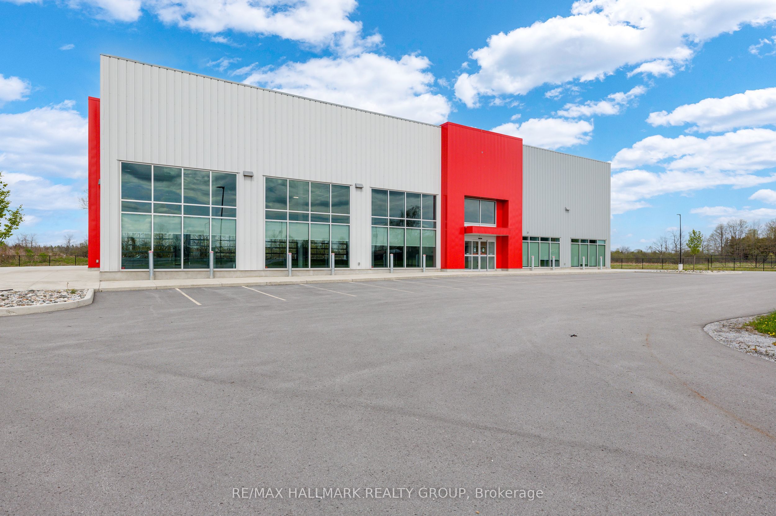 15747 Highway 7 Property Photo 4
