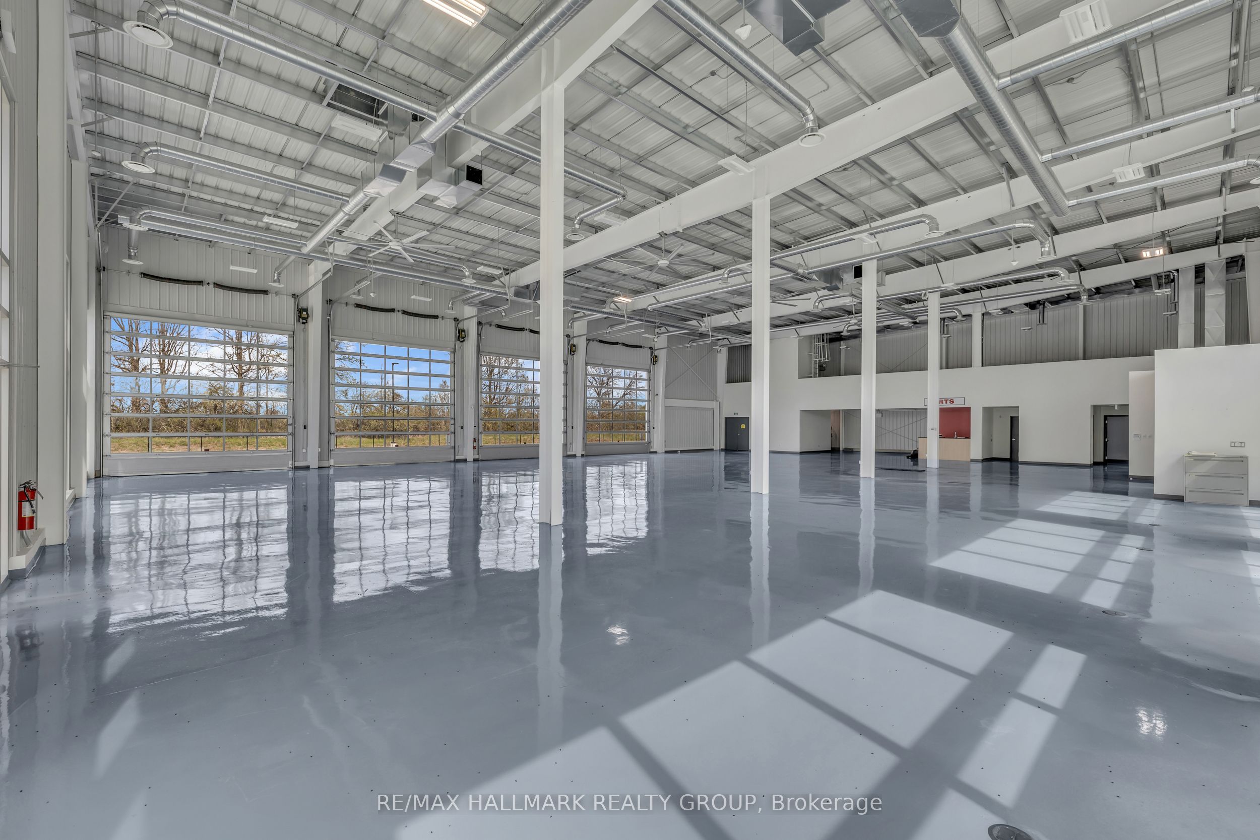 15747 Highway 7 Property Photo 8