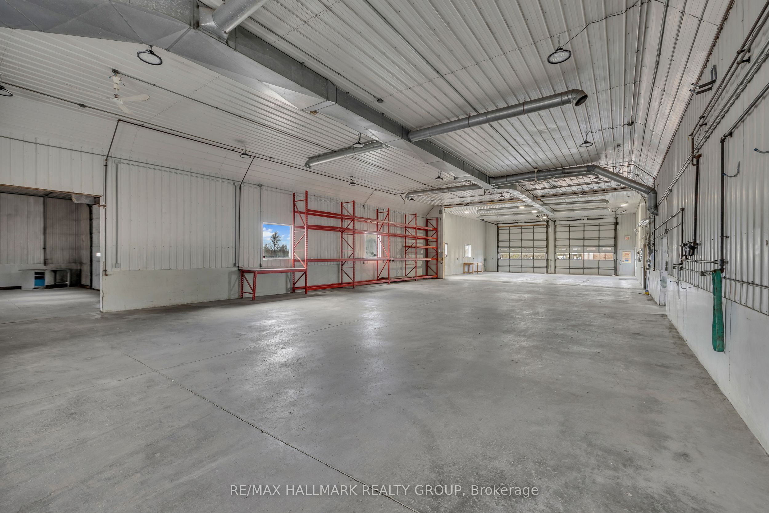 15747 Highway 7 Property Photo 17