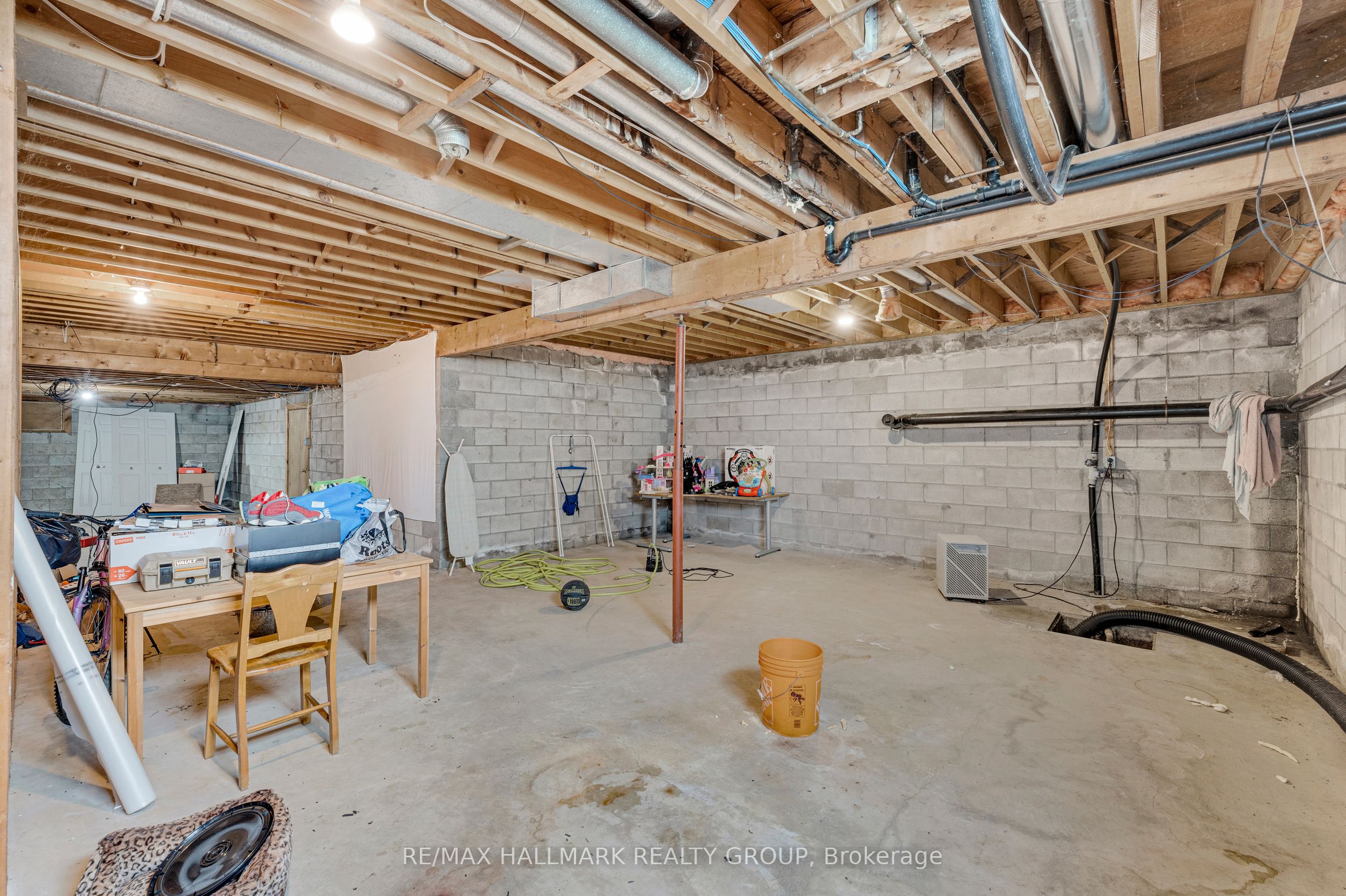 15747 Highway 7 Property Photo 44