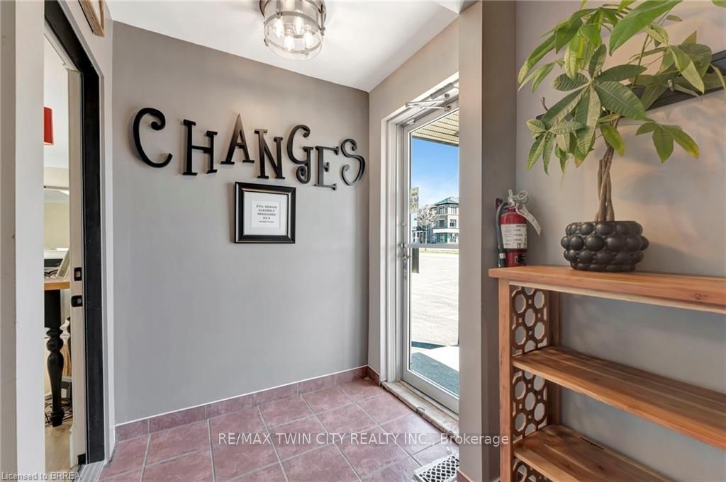 584 Colborne Street Property Photo 13