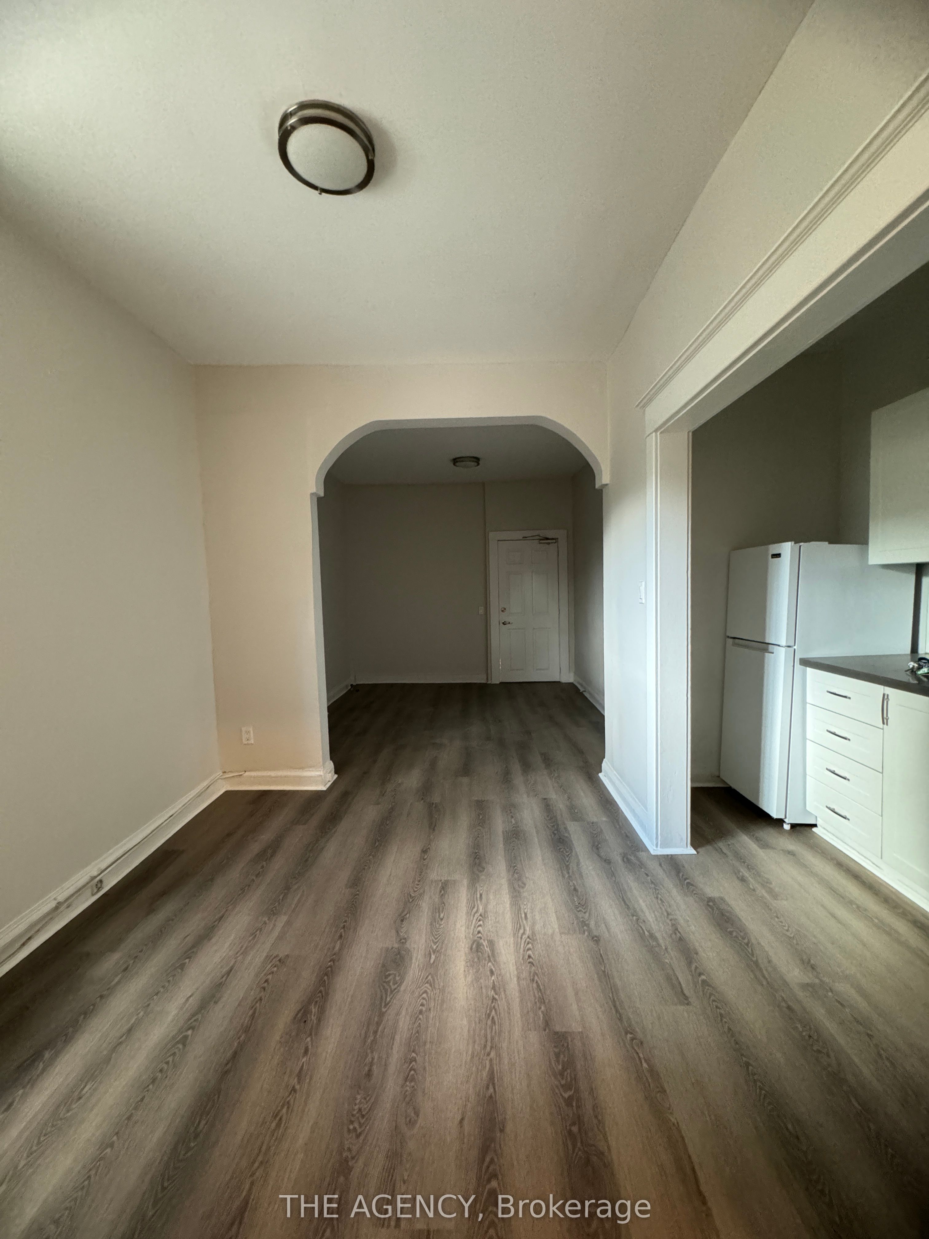 133 John Street S 2 Property Photo 1
