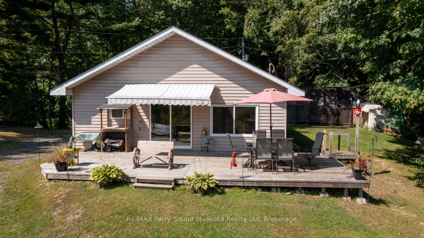7 Blackstone Lake Road Property Photo 2