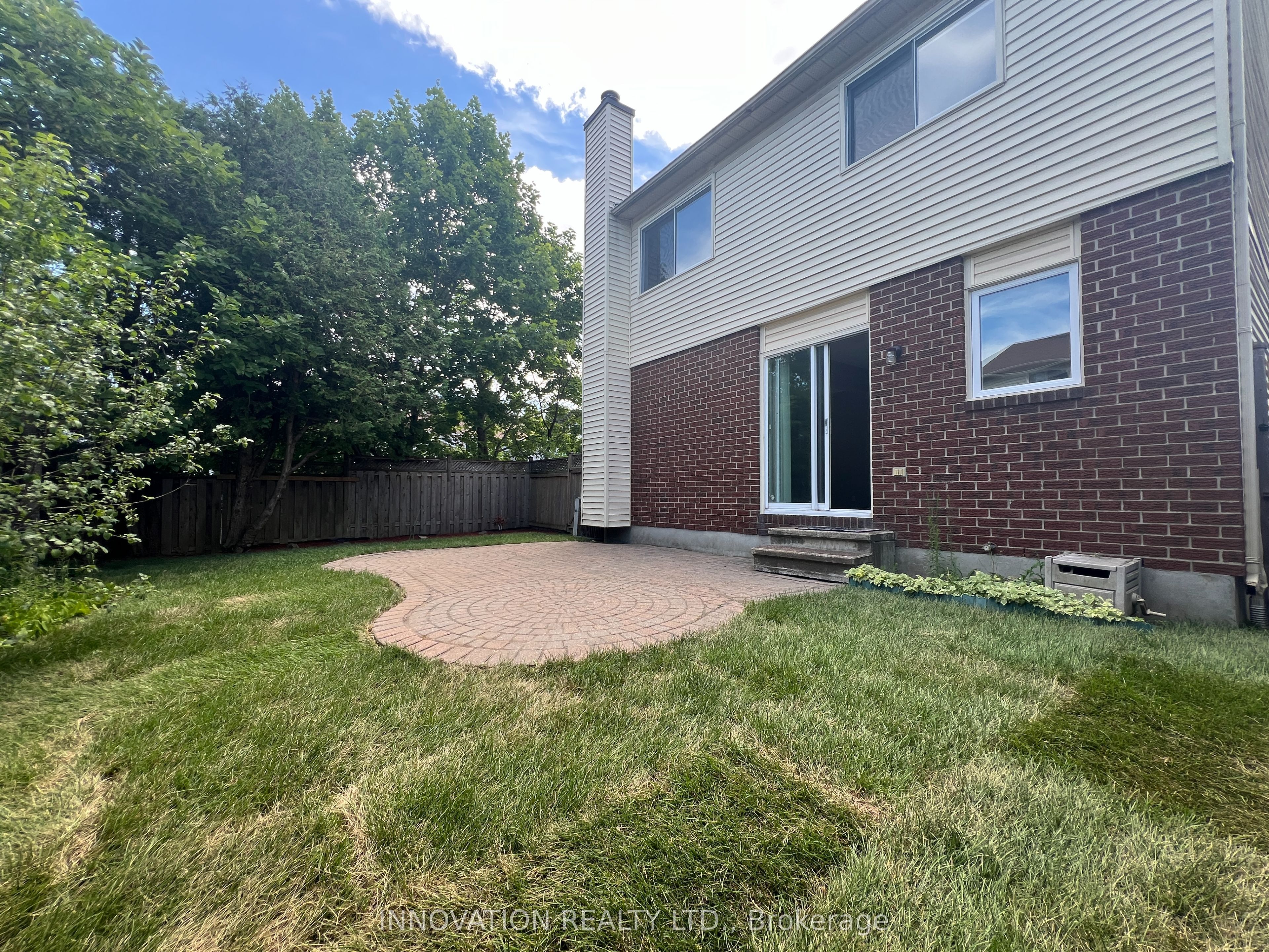 2 Chickasaw Crescent Property Photo 24
