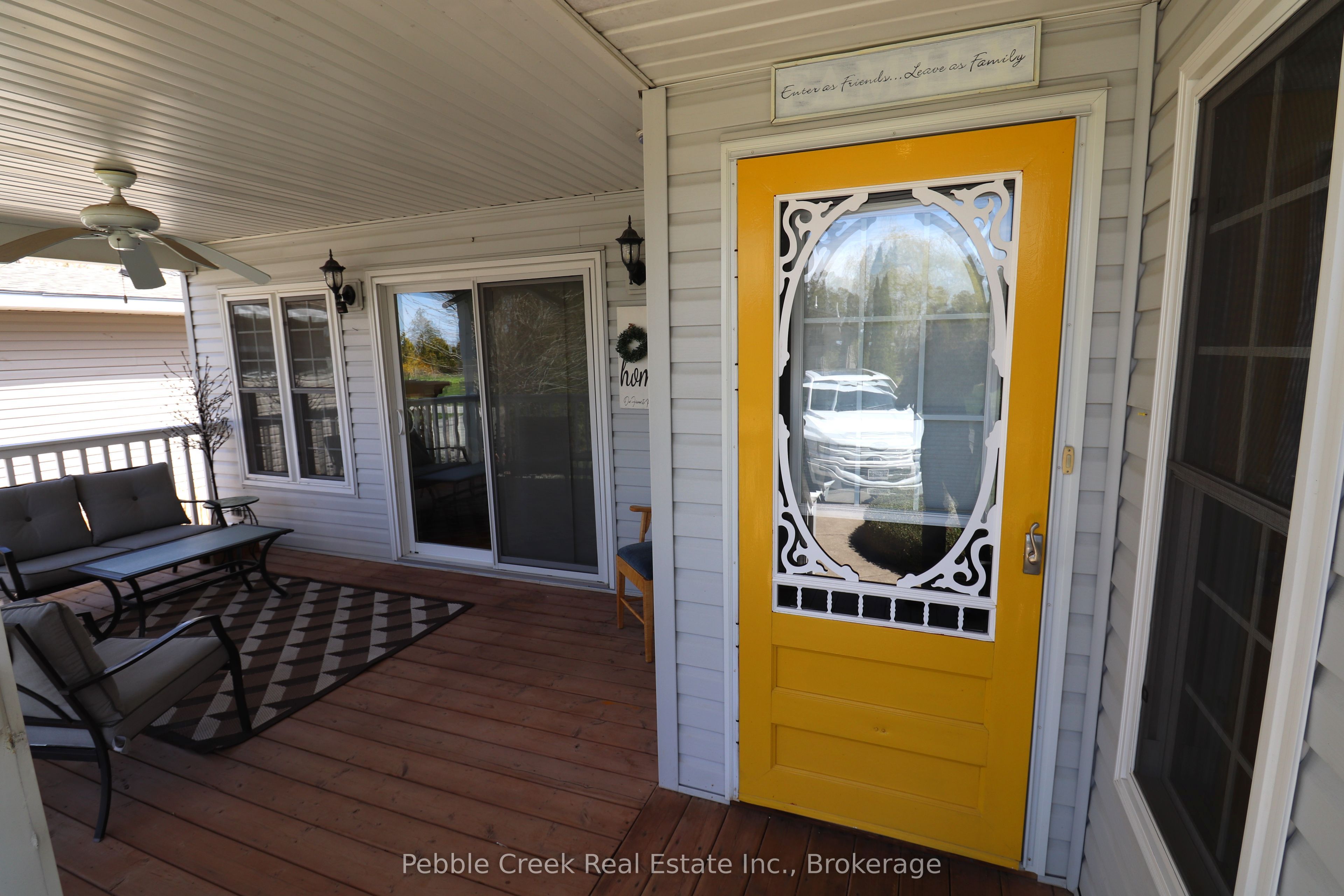 74 Iroquois Lane Property Photo 5
