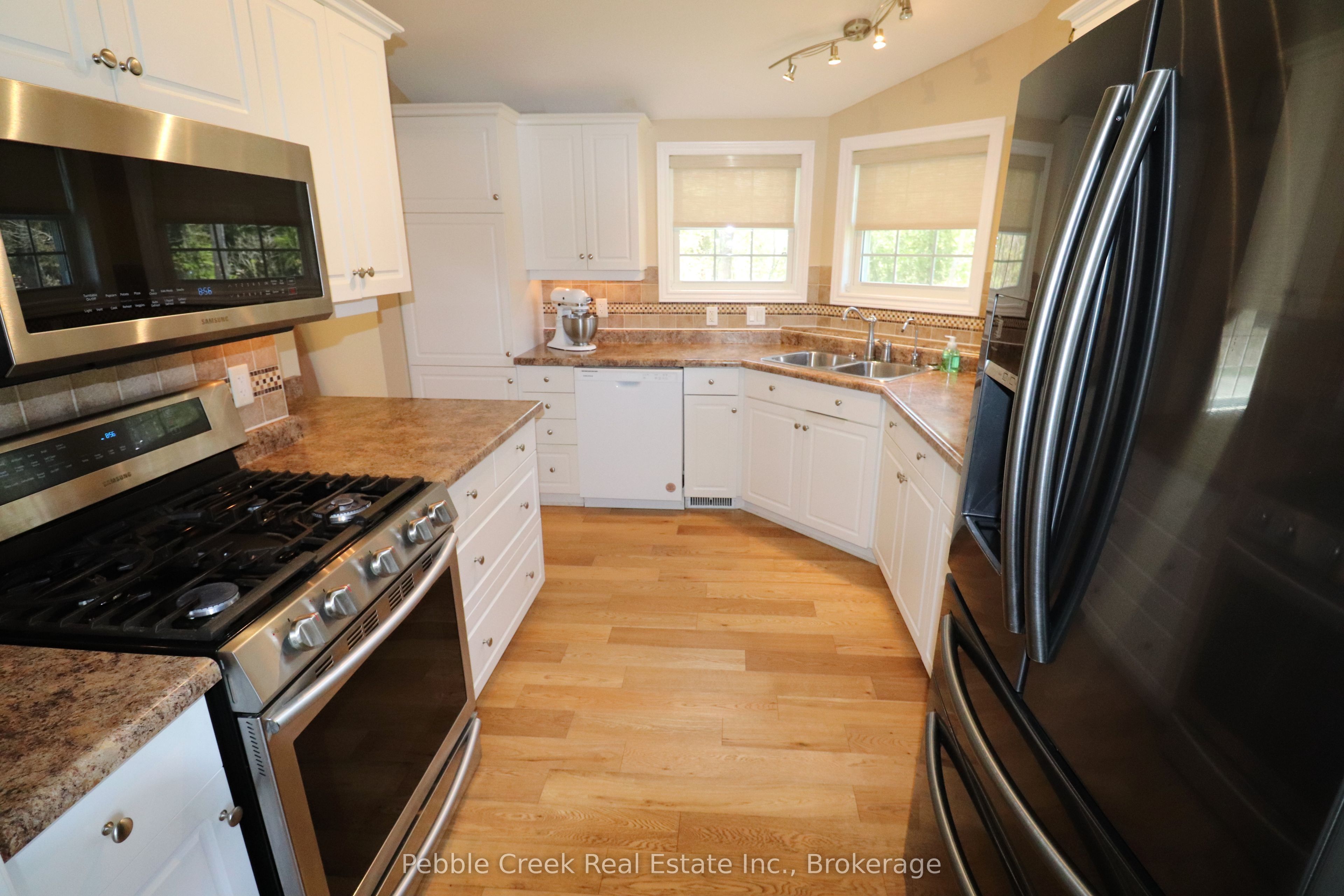 74 Iroquois Lane Property Photo 12