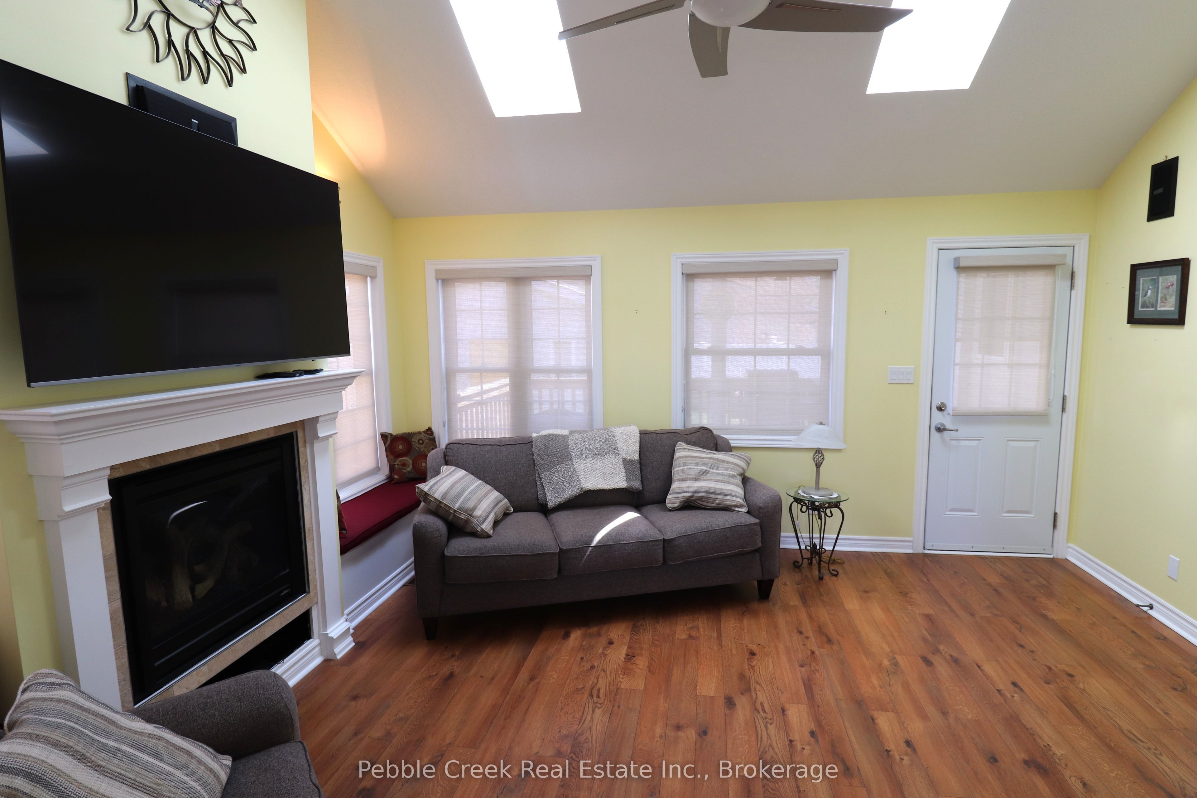 74 Iroquois Lane Property Photo 21