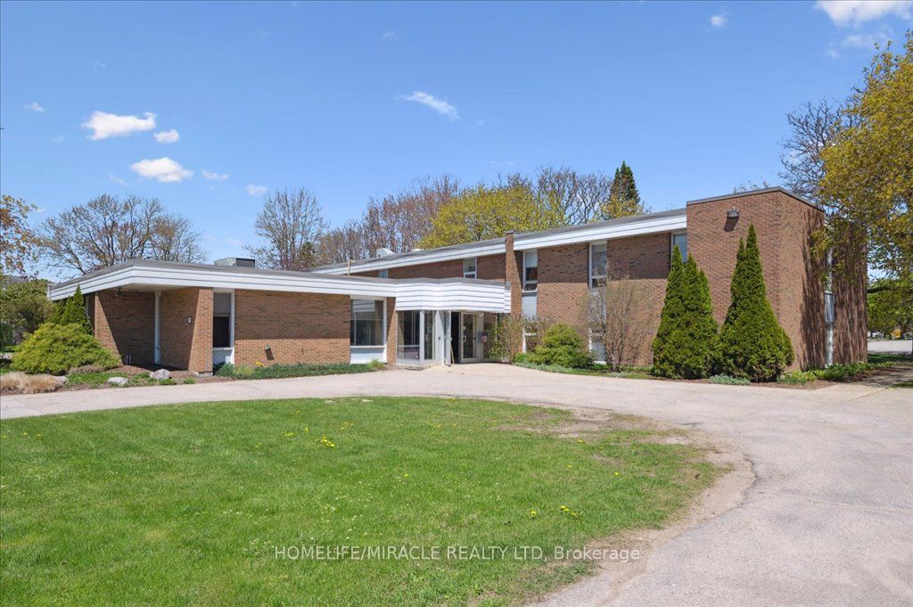 380 Hibernia Street Property Photo 4