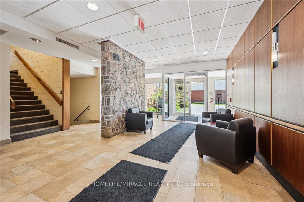 380 Hibernia Street Property Photo 14