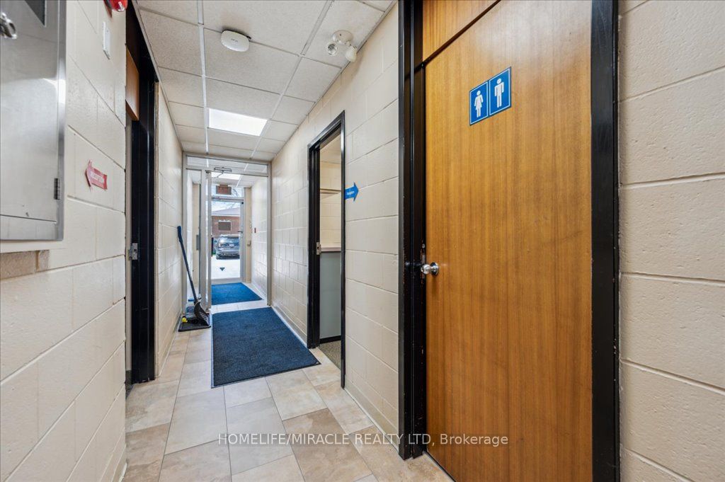 380 Hibernia Street Property Photo 23