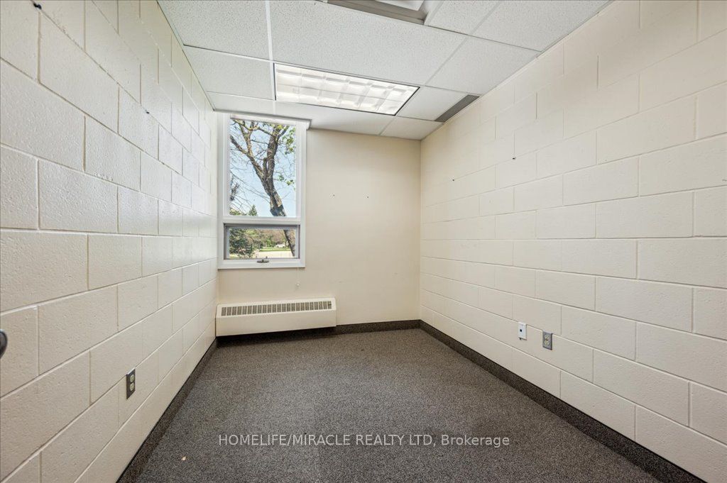 380 Hibernia Street Property Photo 44