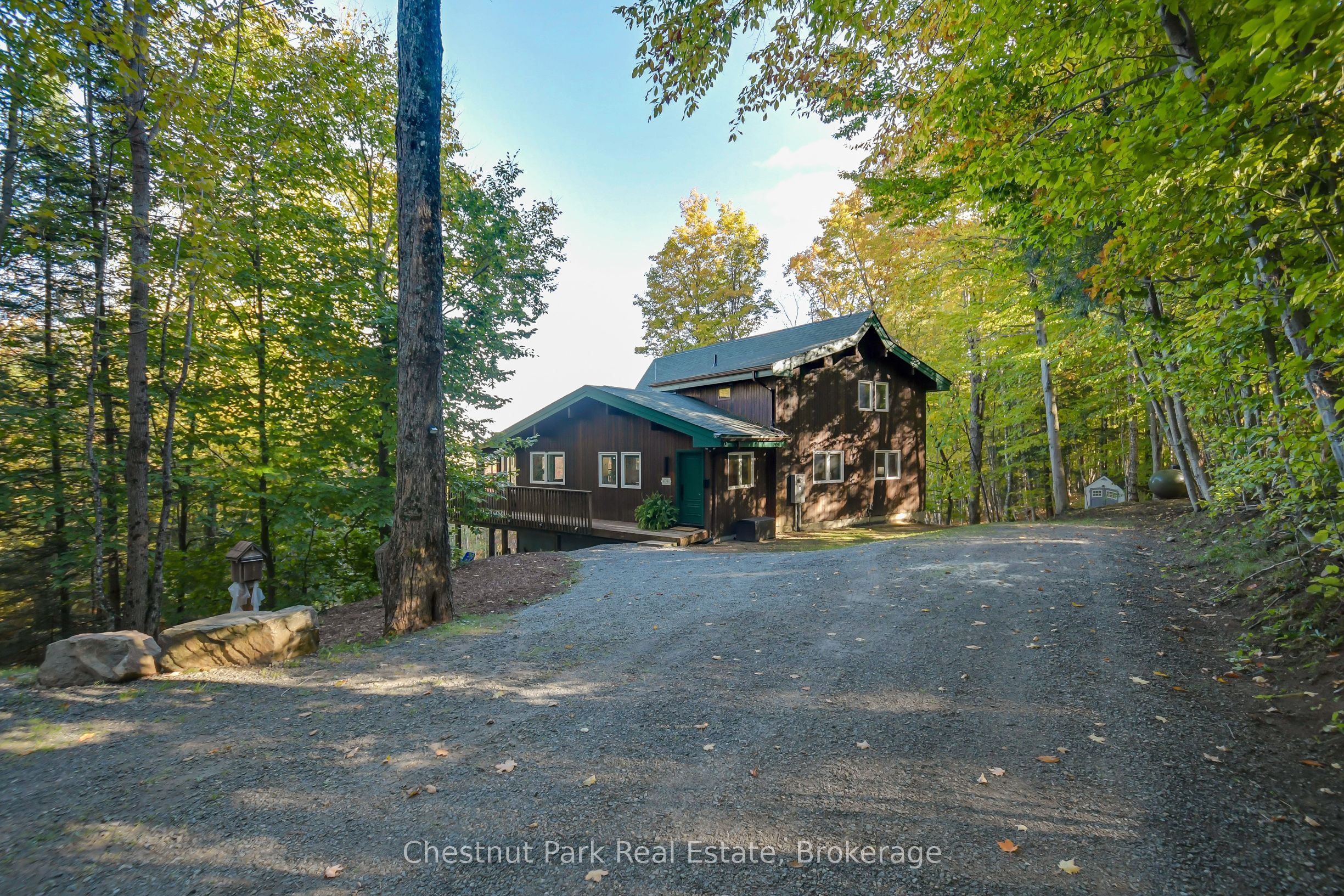 1033 Point Ideal Rd Property Photo 1