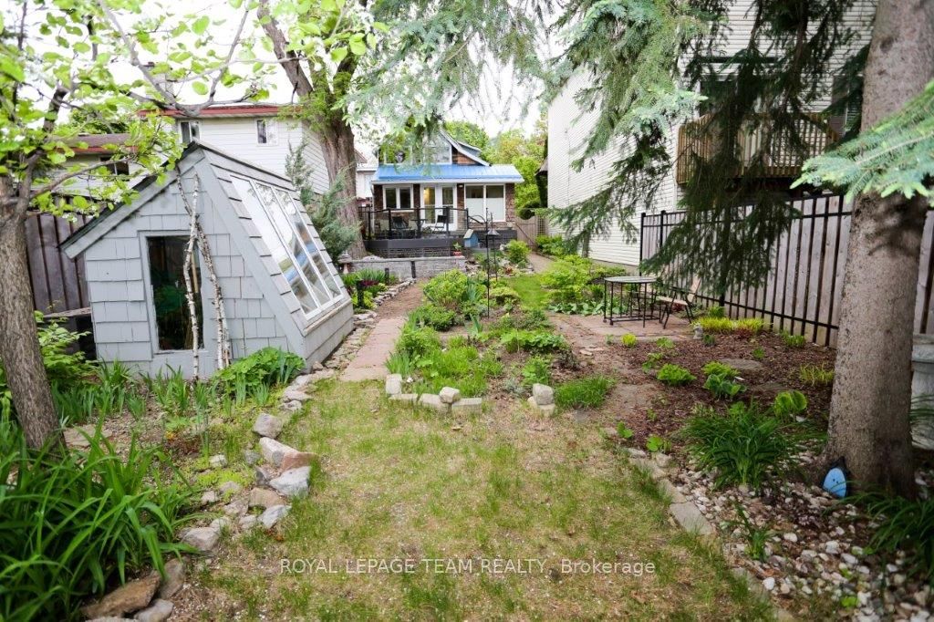 16 Gwynne Avenue Property Photo 26