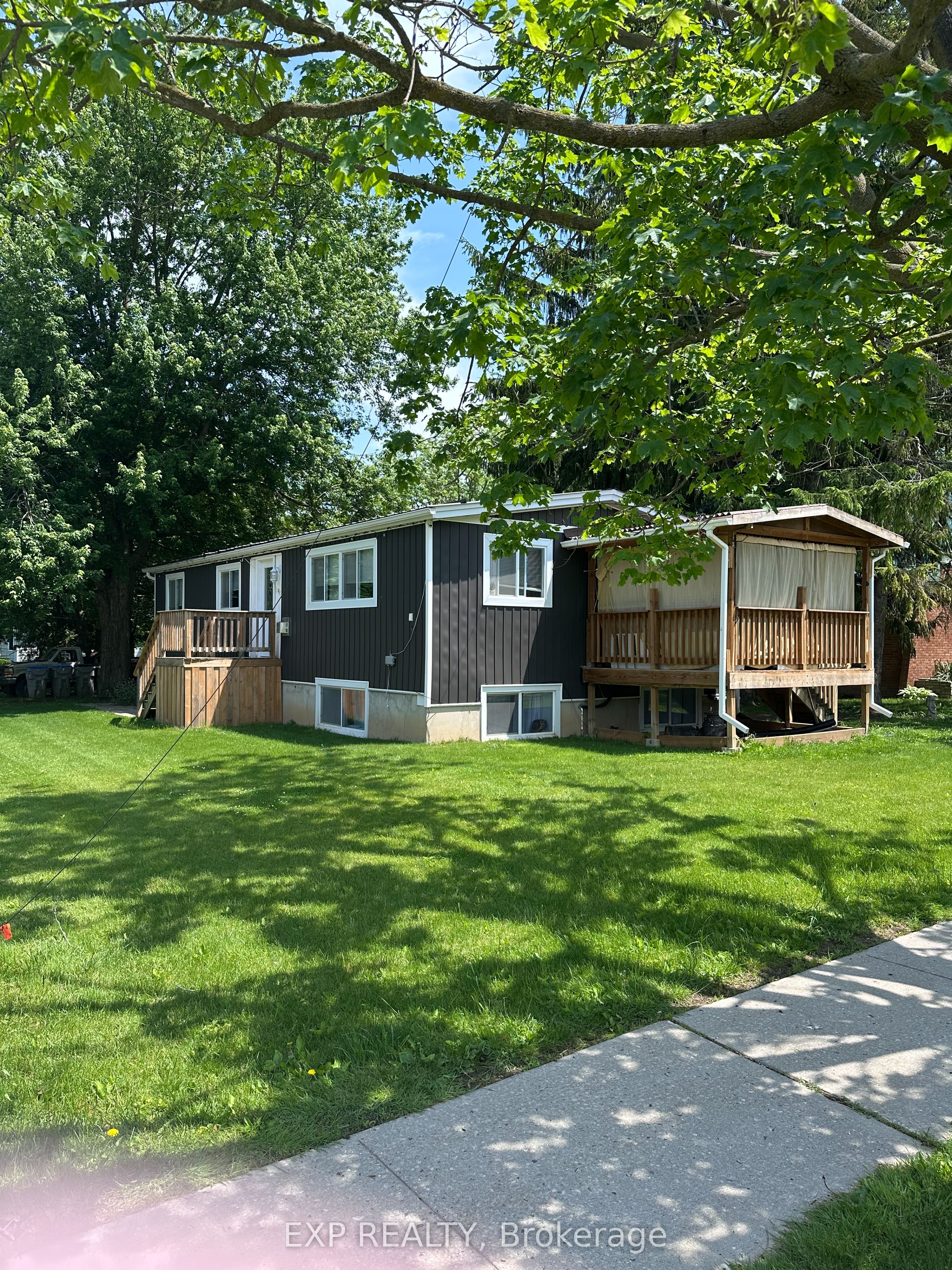 190 Ann Street Property Photo 1