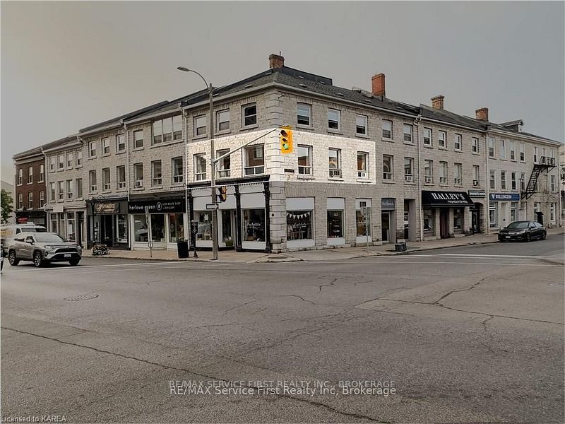#unit #4 - 159 Wellington Street Property Photo 1