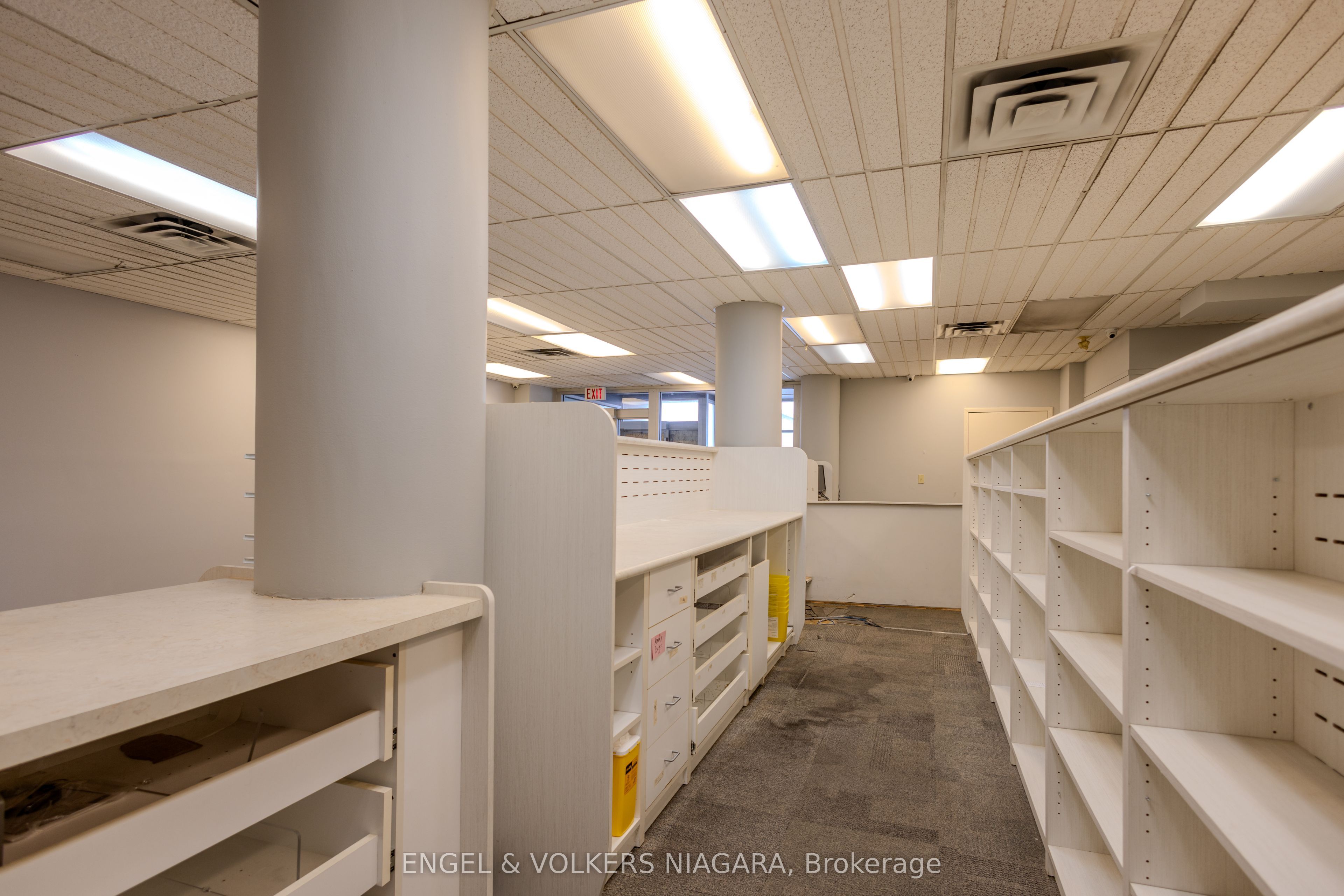 4796 Victoria Ave Avenue Property Photo 16