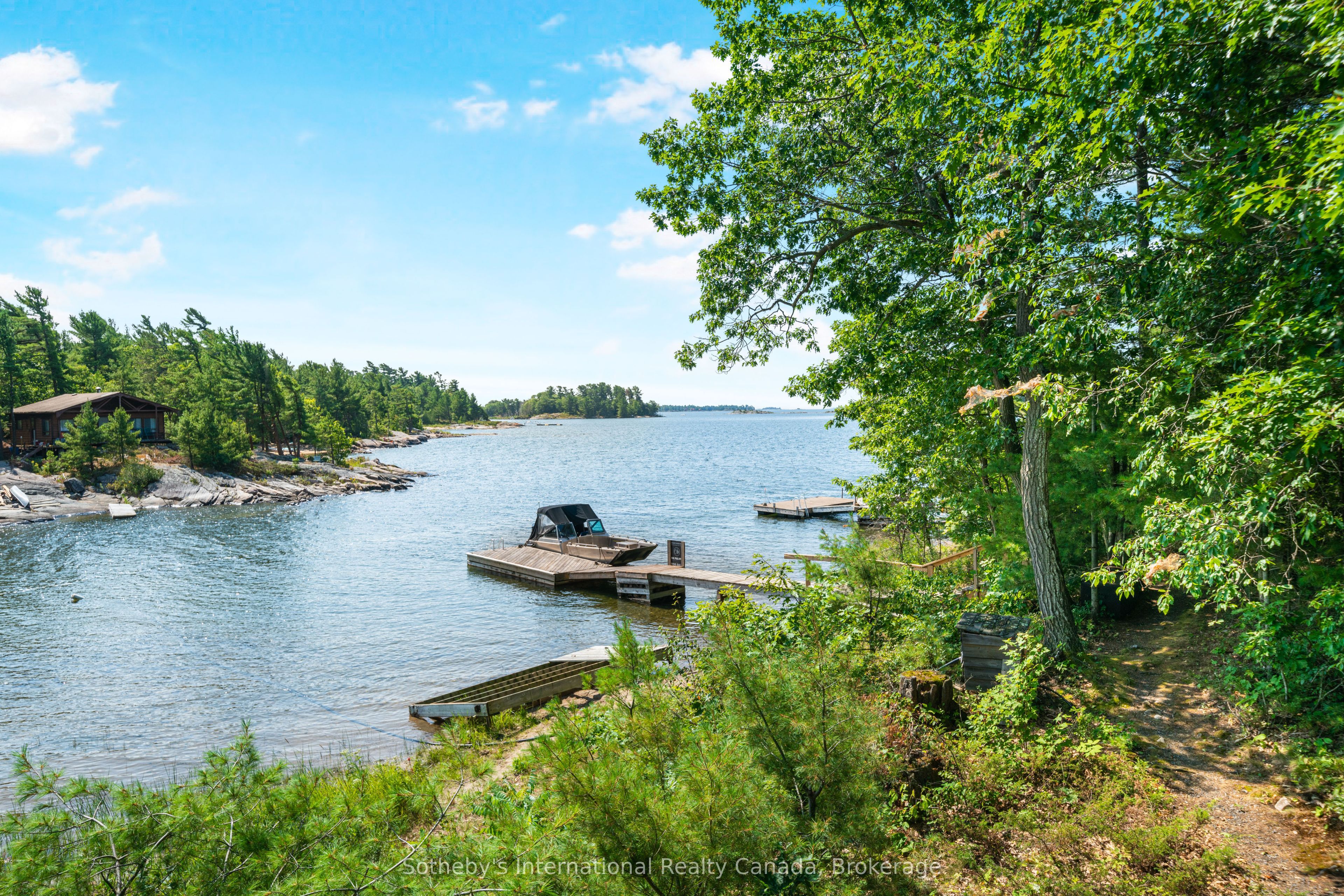 20 A65 Island Property Photo 5