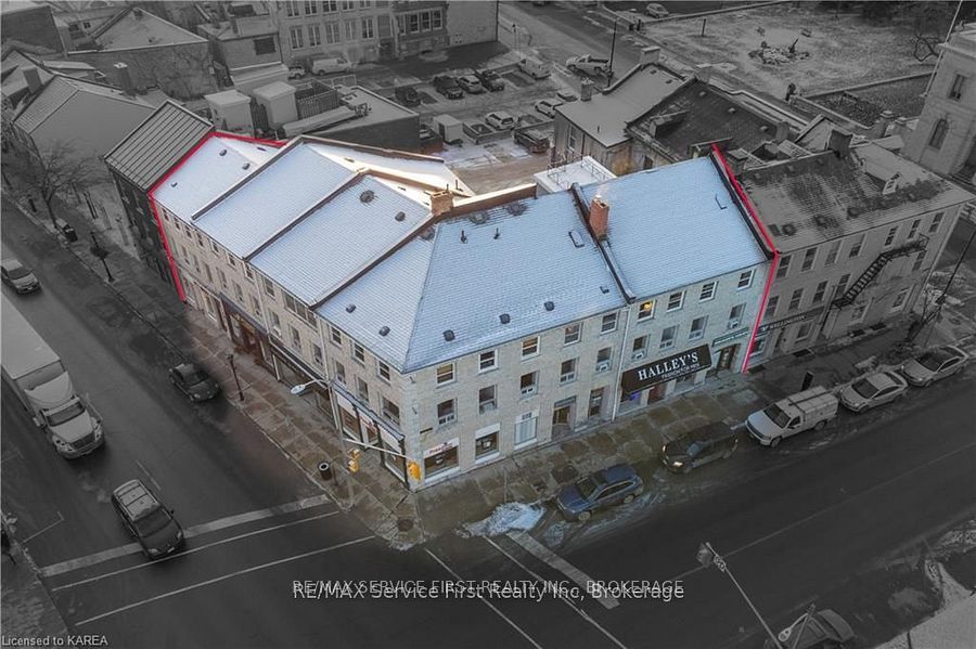 #Unit 3 - 159 Wellington Street