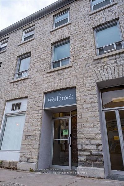 159 Wellington Street Unit 3 Property Photo 2
